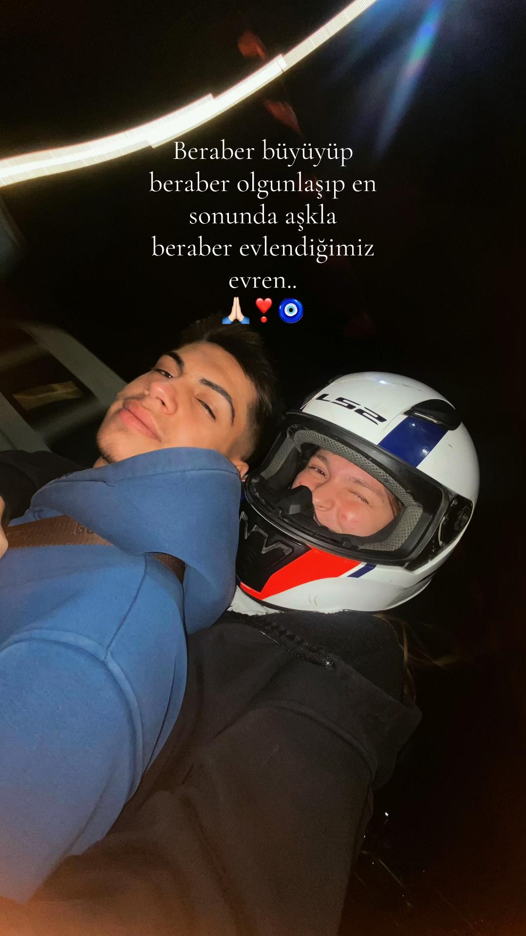 @𝒩𝒾𝒶