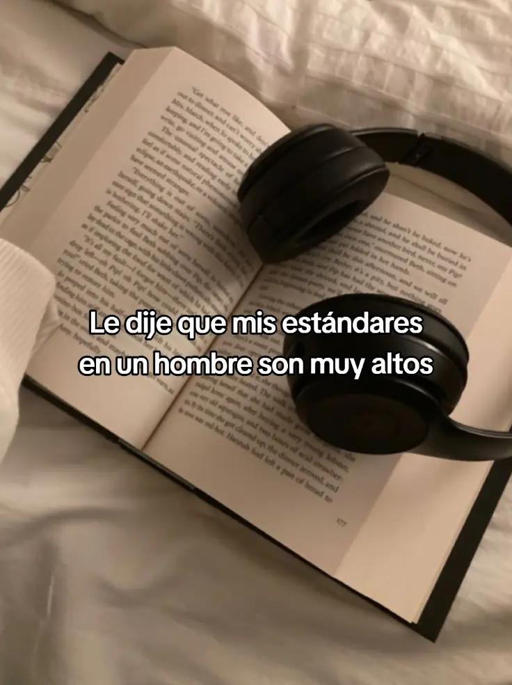 @No me busquen, estoy leyendo📚