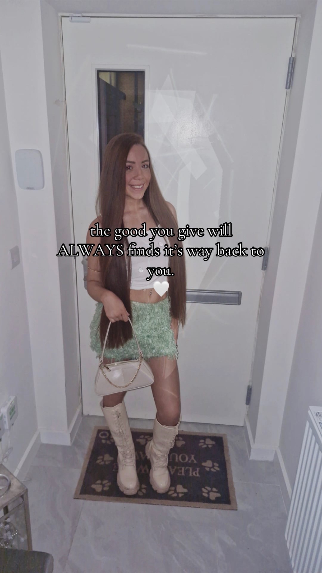 @Hollie