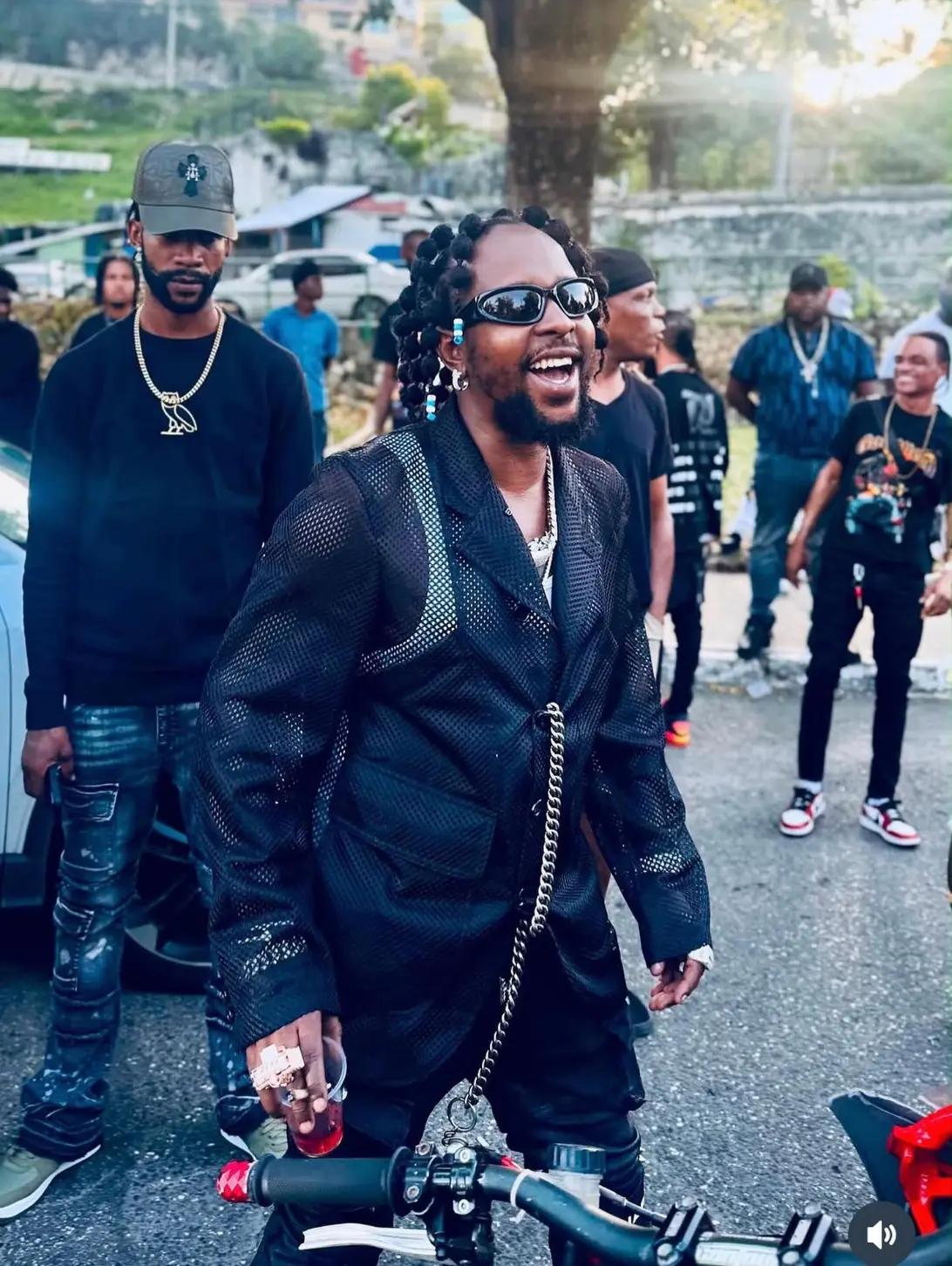 @Unruly Life 876GUD🤟