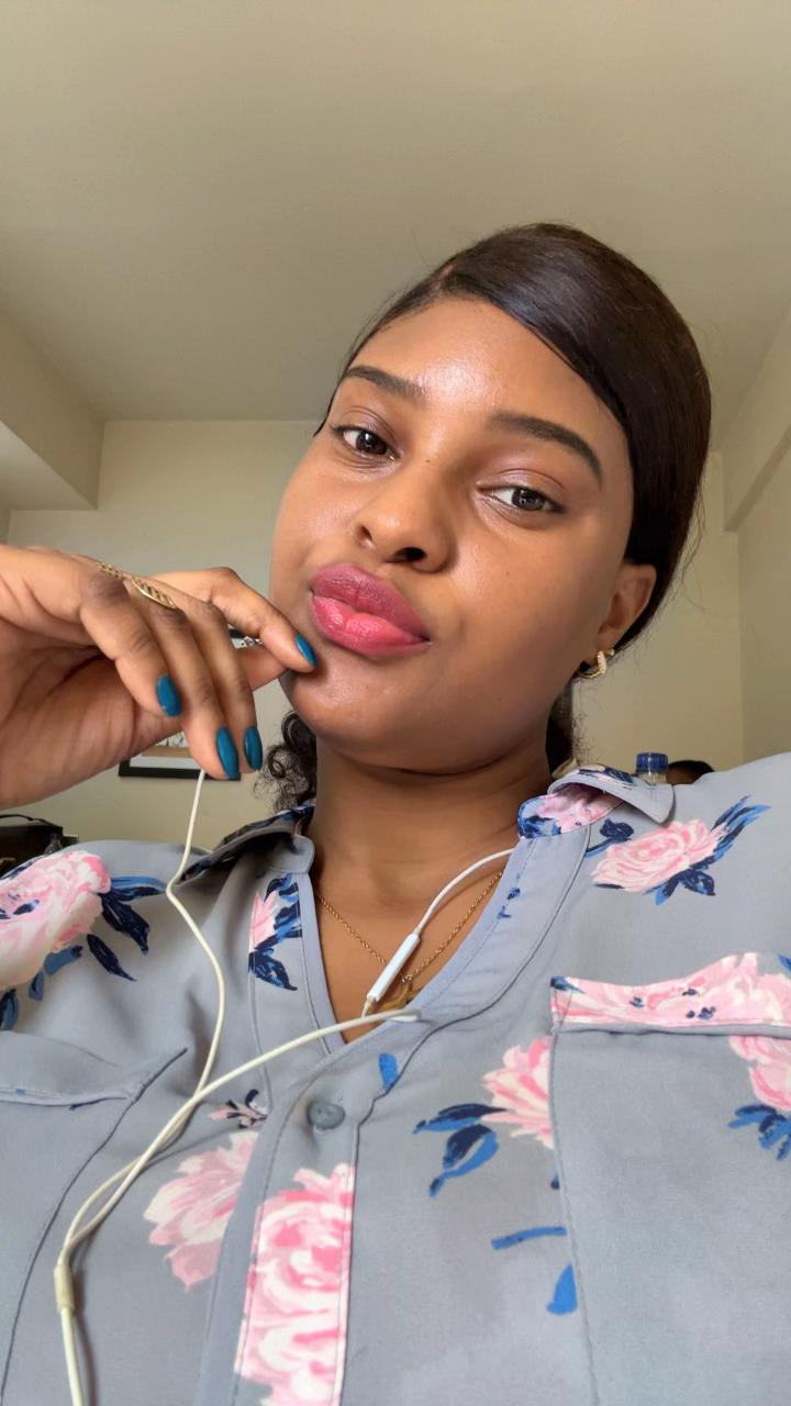 @Lilie🌺
