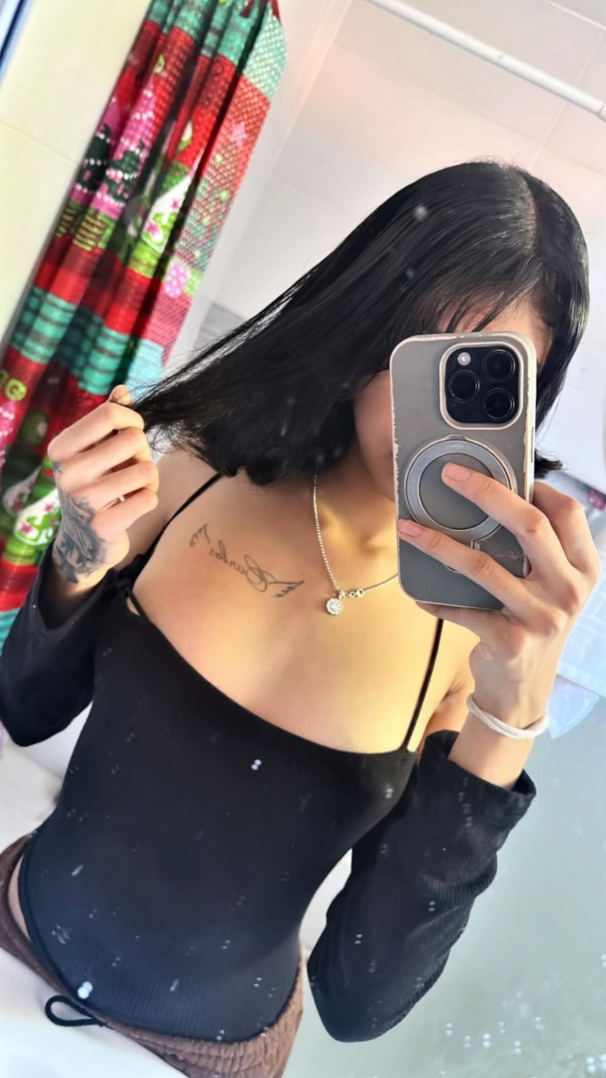 @crymiamor_