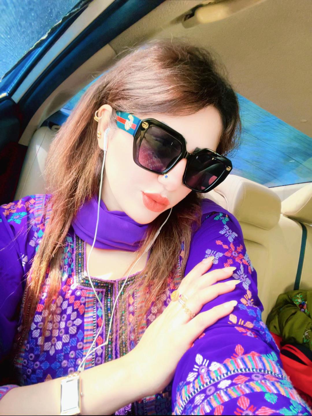 @Nusrat_Pathan