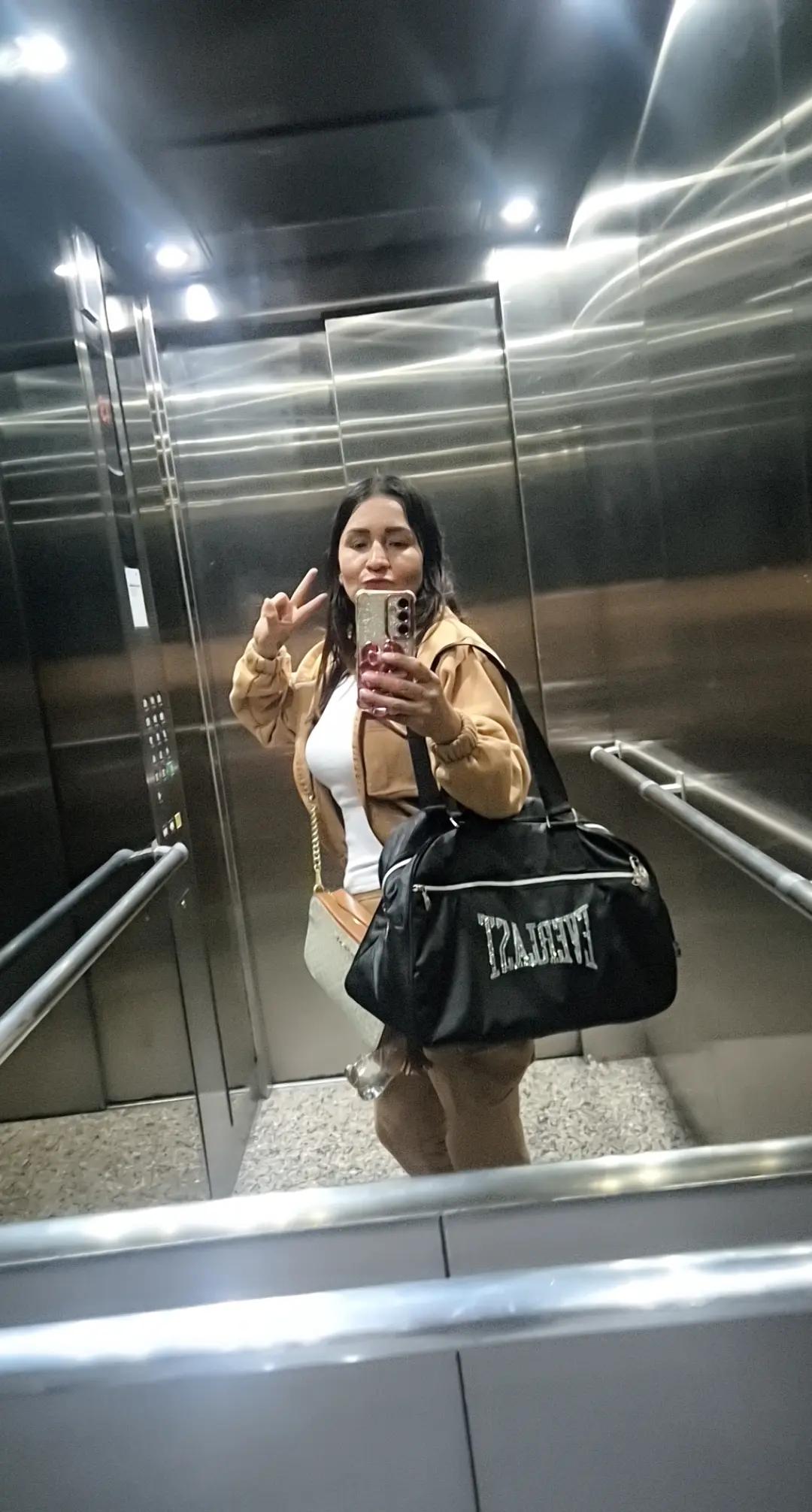 @🦁✨️💘 EVELYN R.A✨️💘🦁