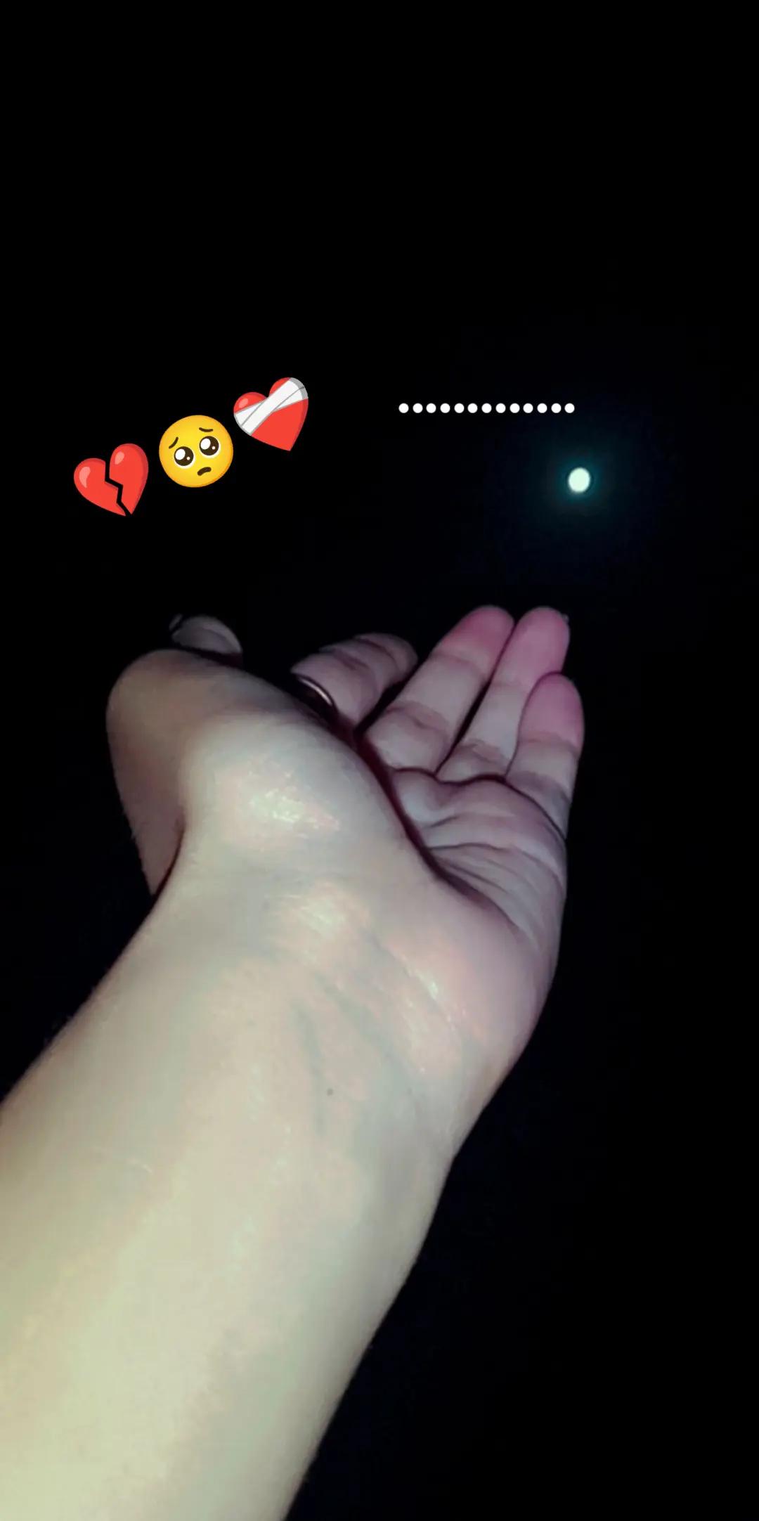 @کوئی اپنا نہیں💔