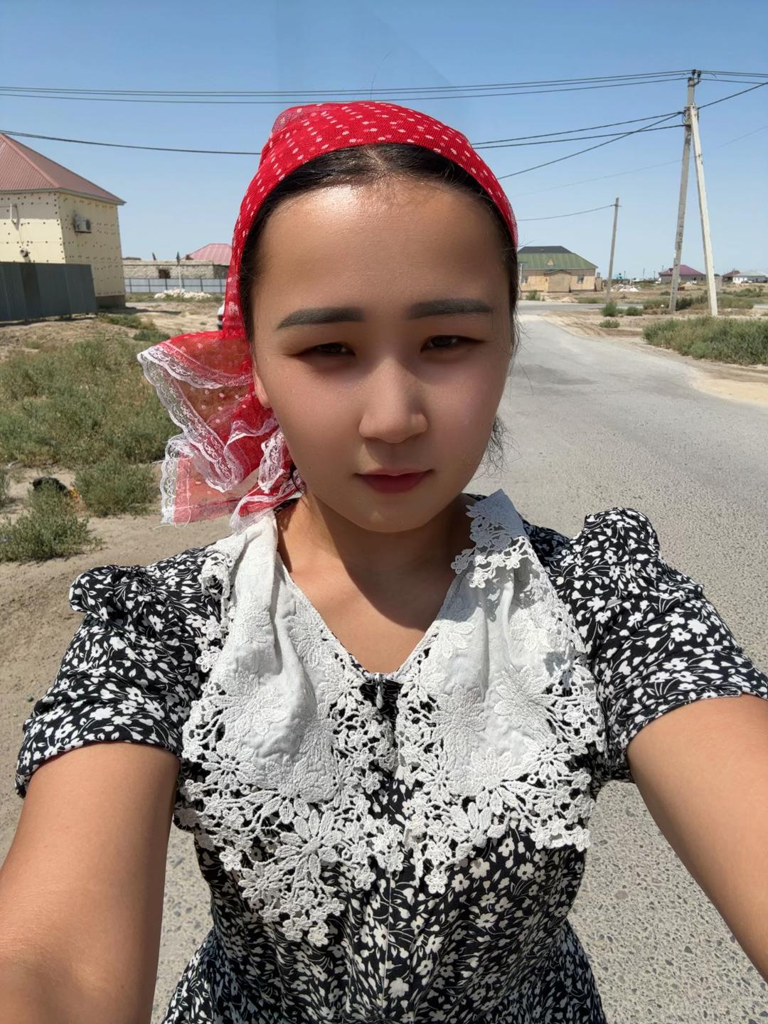 @tolkunai25