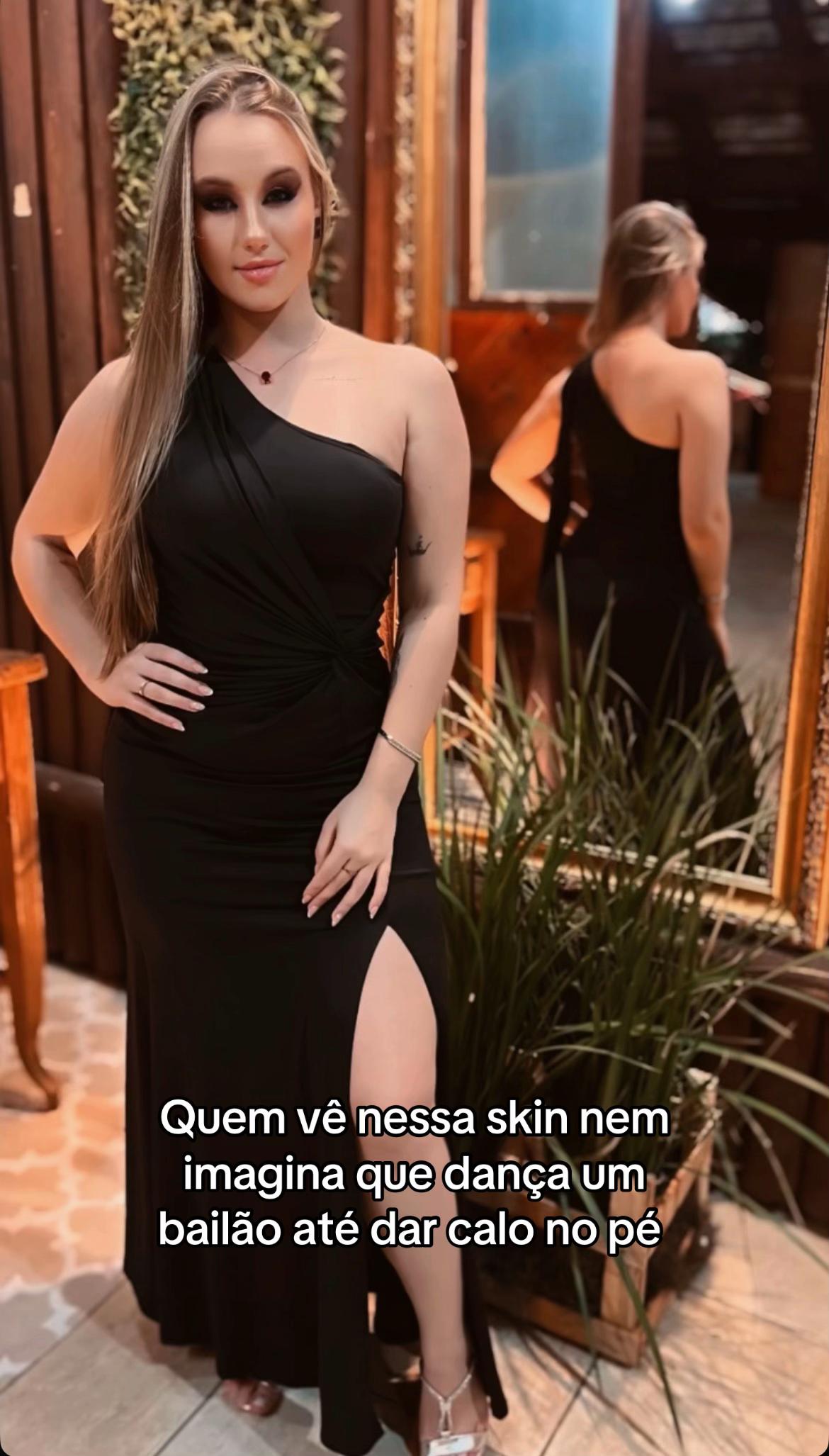 @Juliana Moro