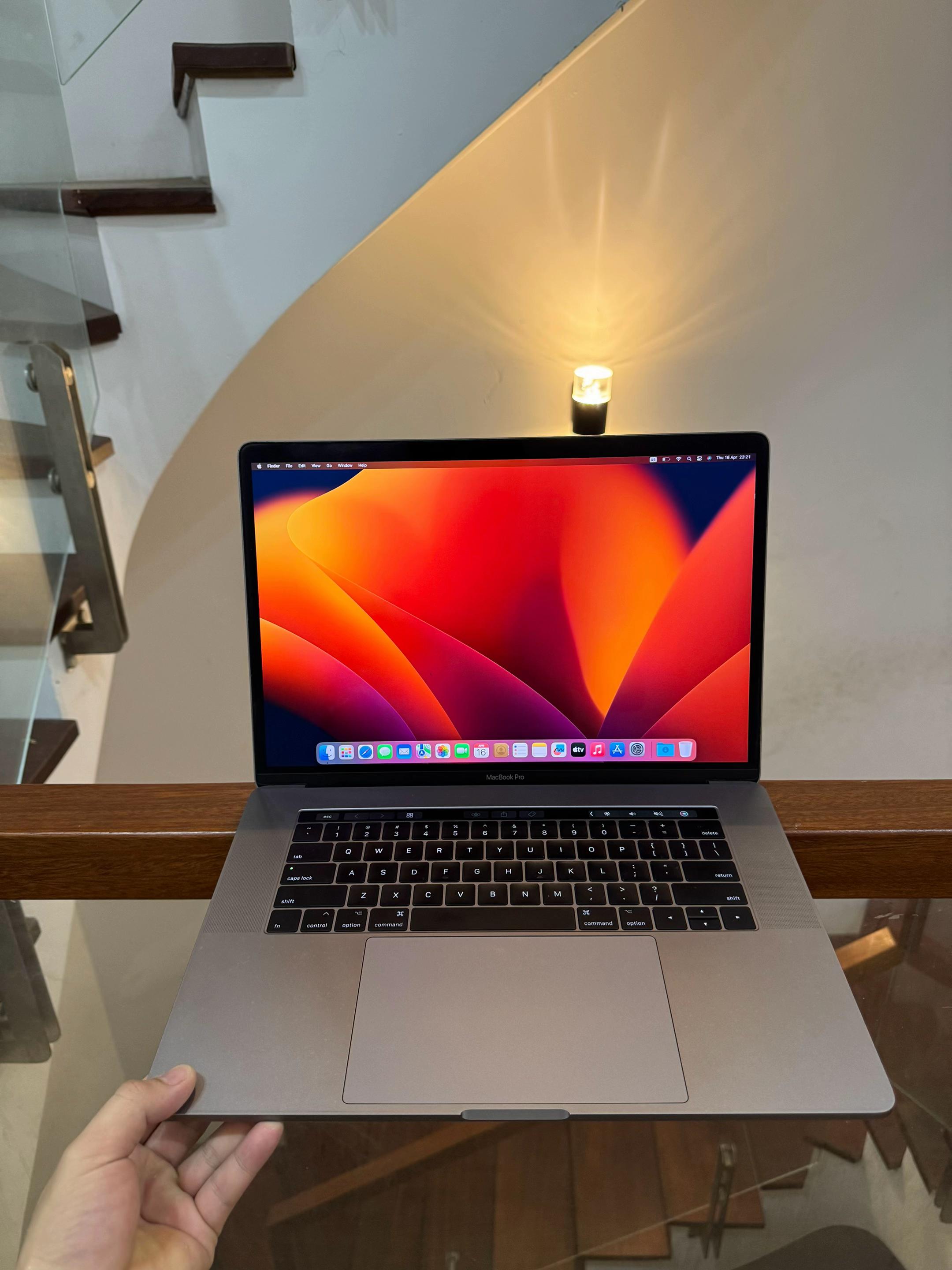 @Tiểu Bảo Laptop
