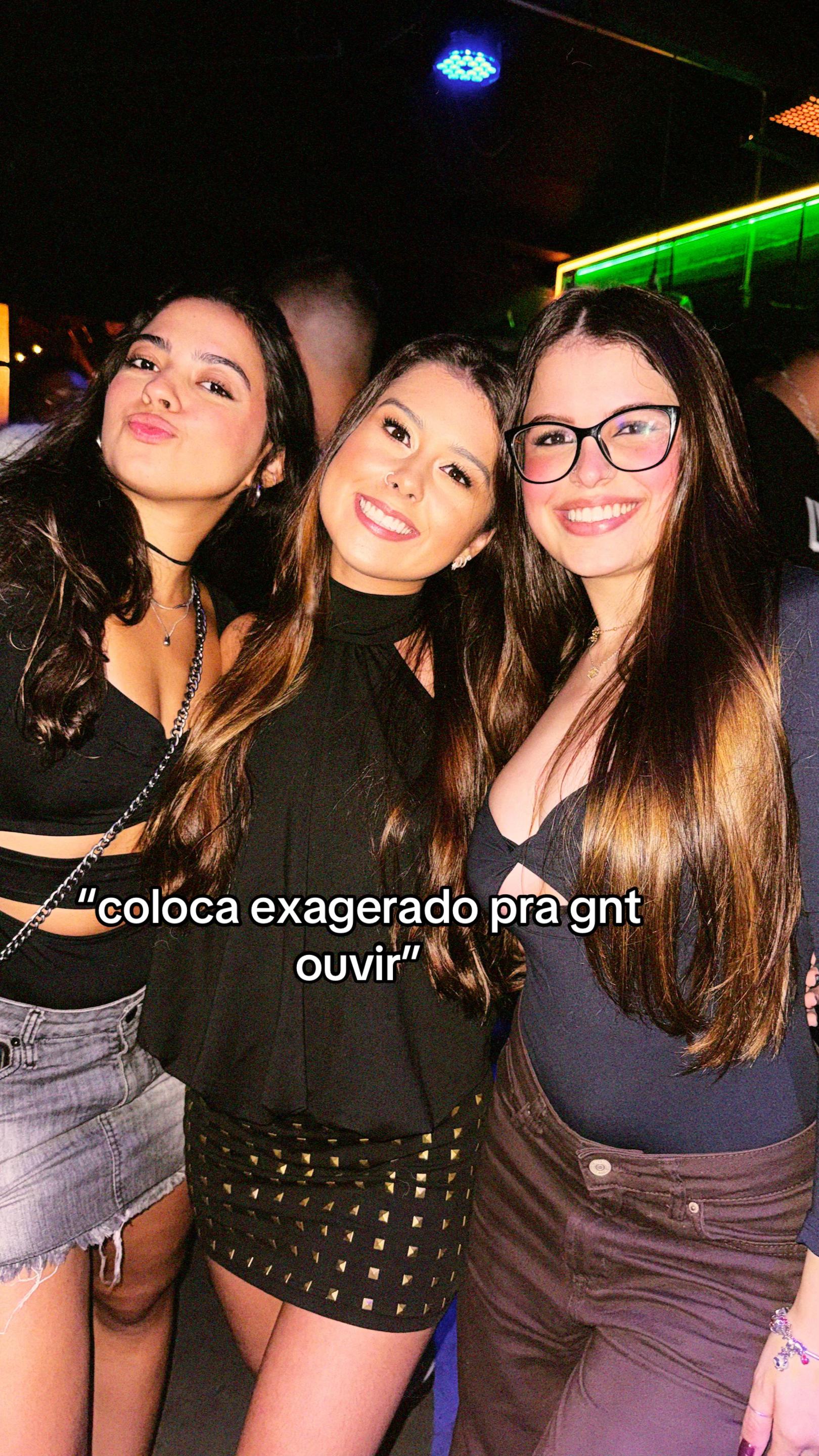 @isabella