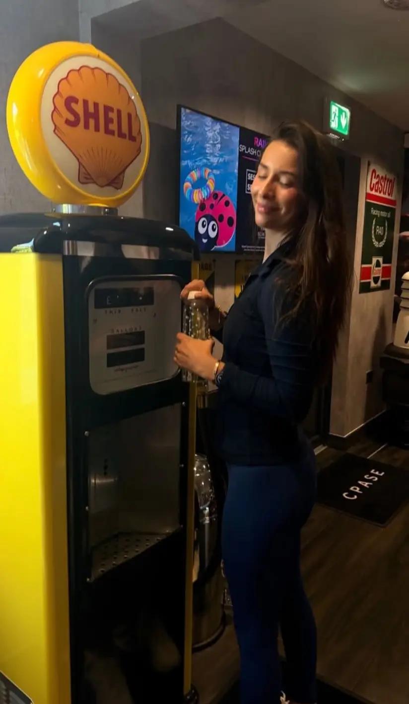 @Isabella