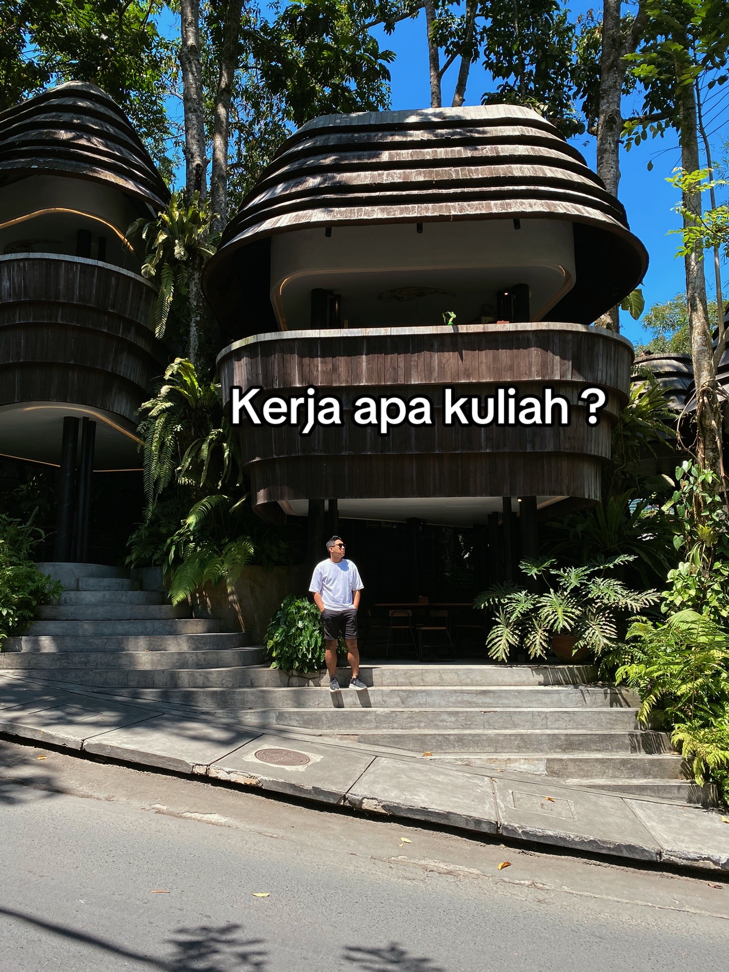 @KARYAWAN HOTEL