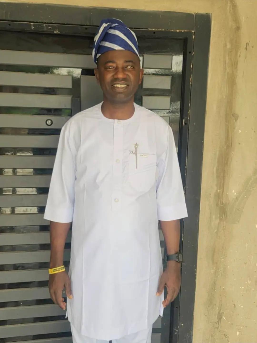 @Elijah Akintunde(Olorunkosobe)