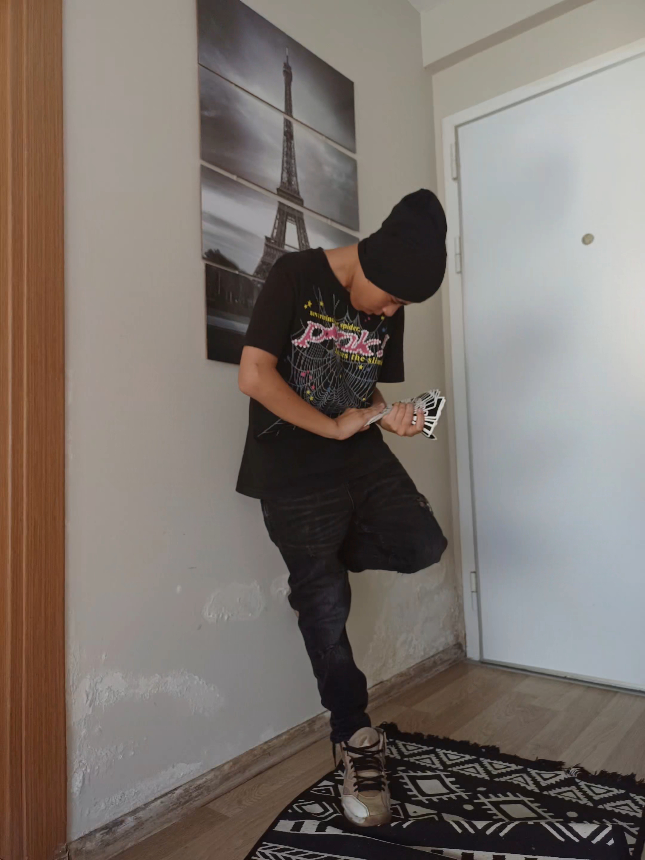 @lazerr_un