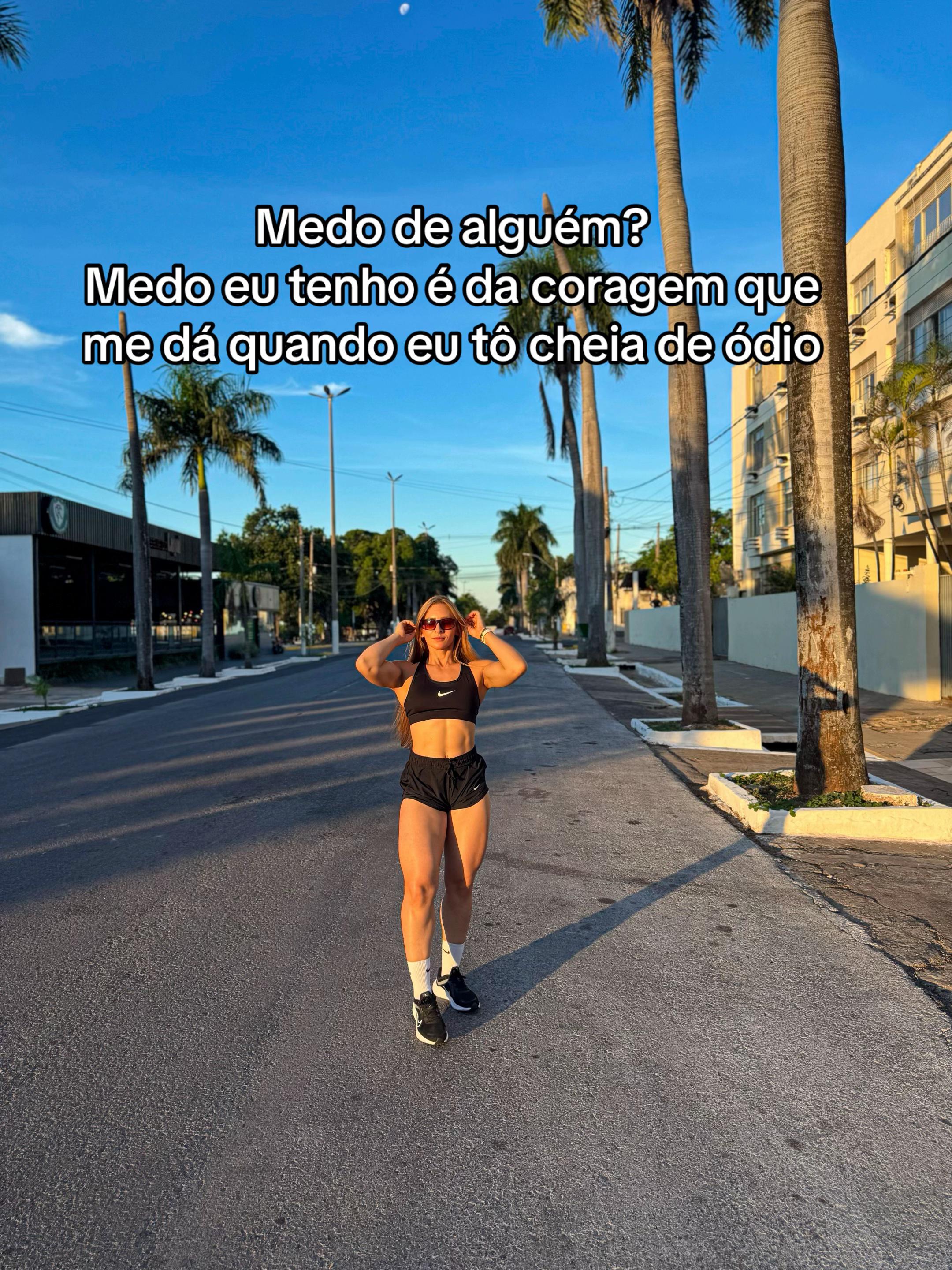 @ana_candiiido