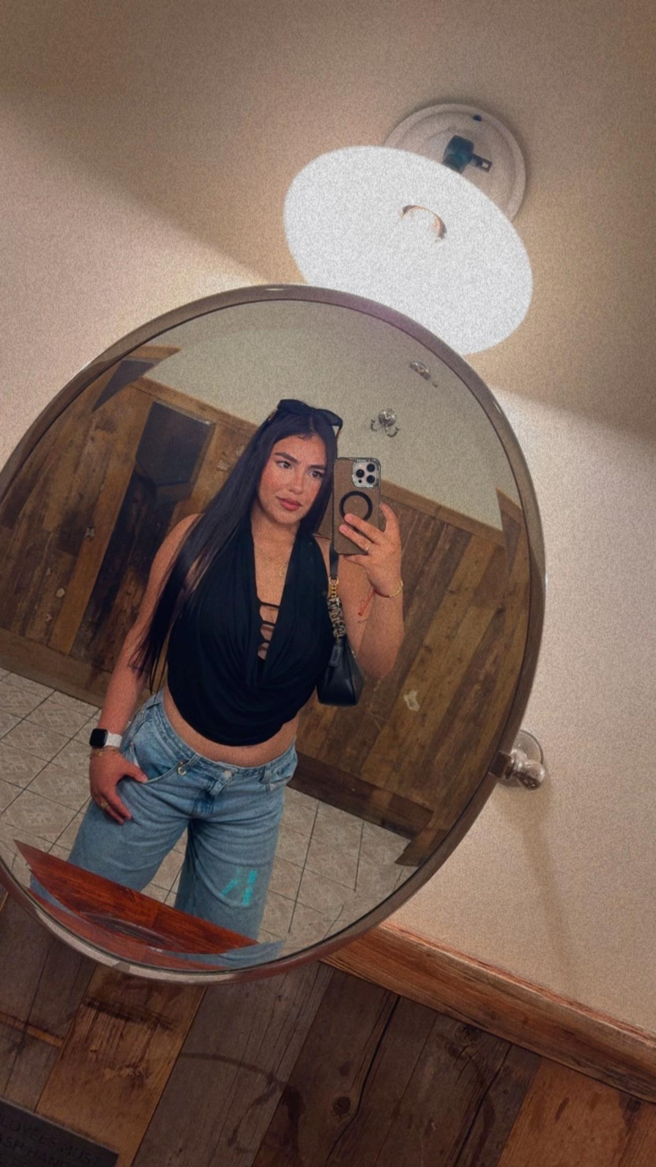 @🫧👧🏻