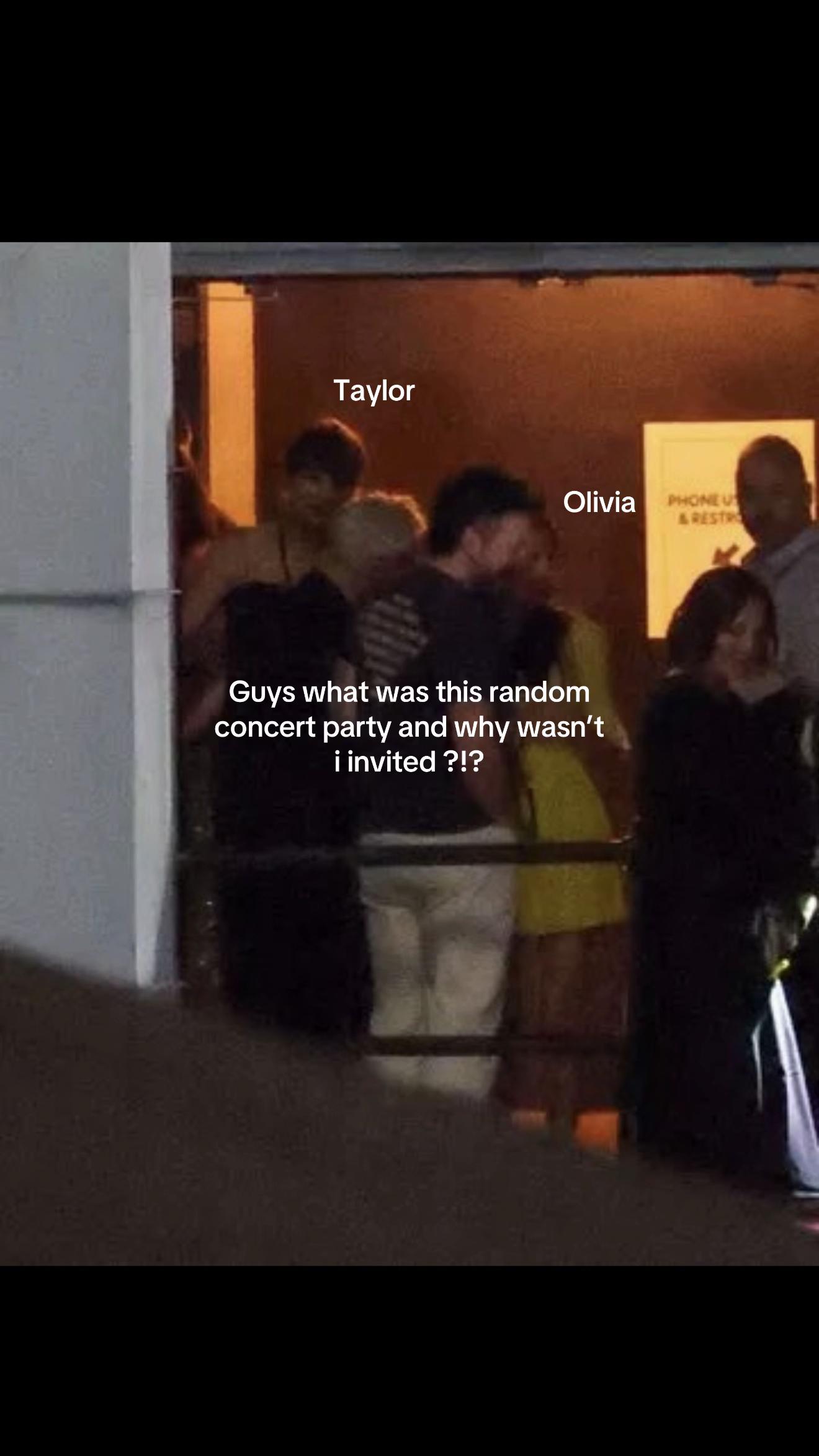 @SwiftieVids&Updates♡ (fanpage)