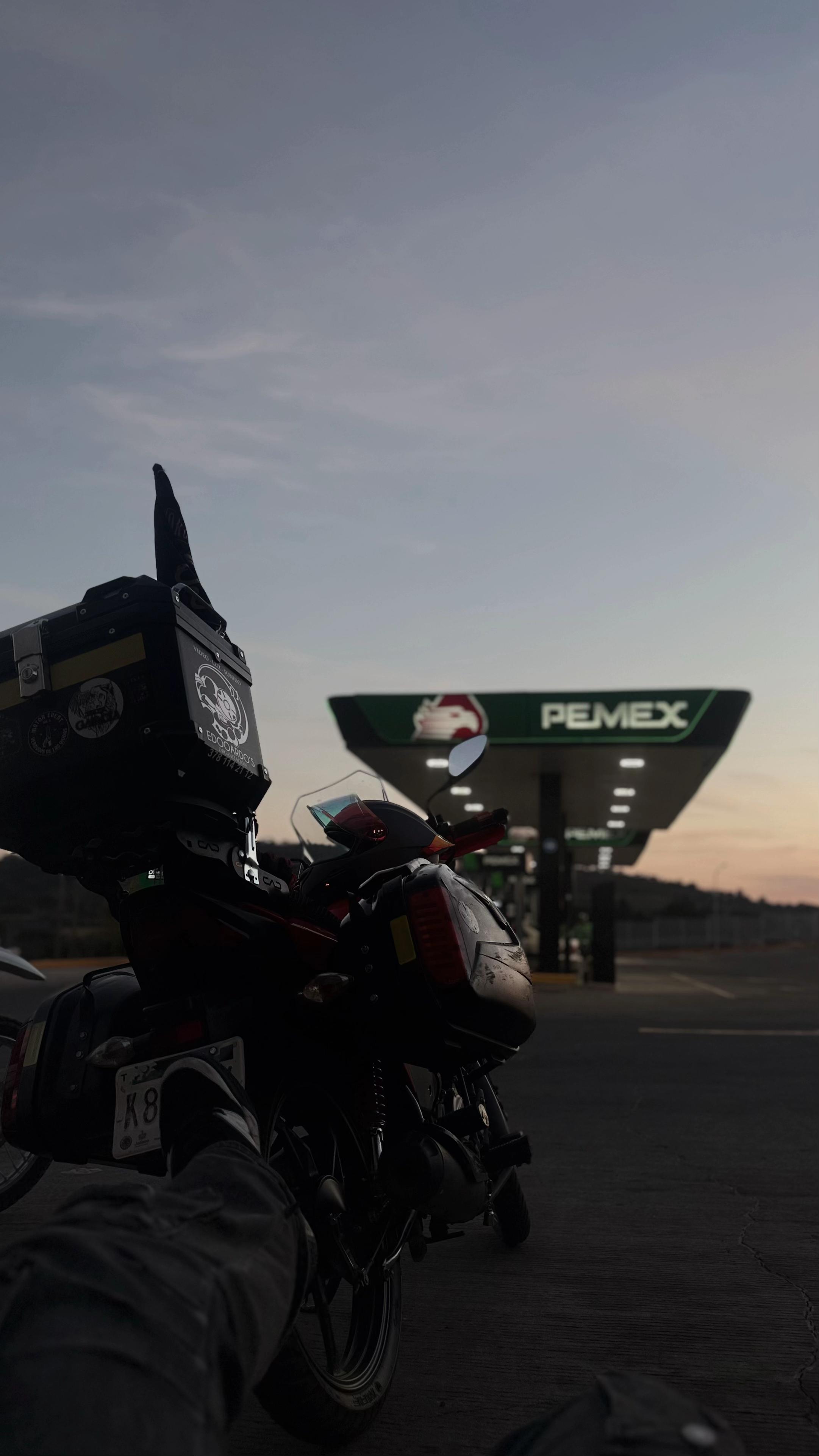 @Alejandro García 🖤💛🦅🇲🇽