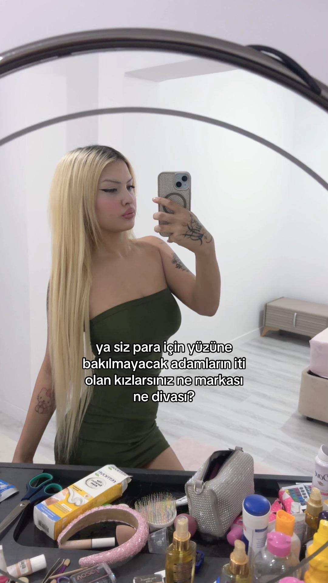 @👸🏼