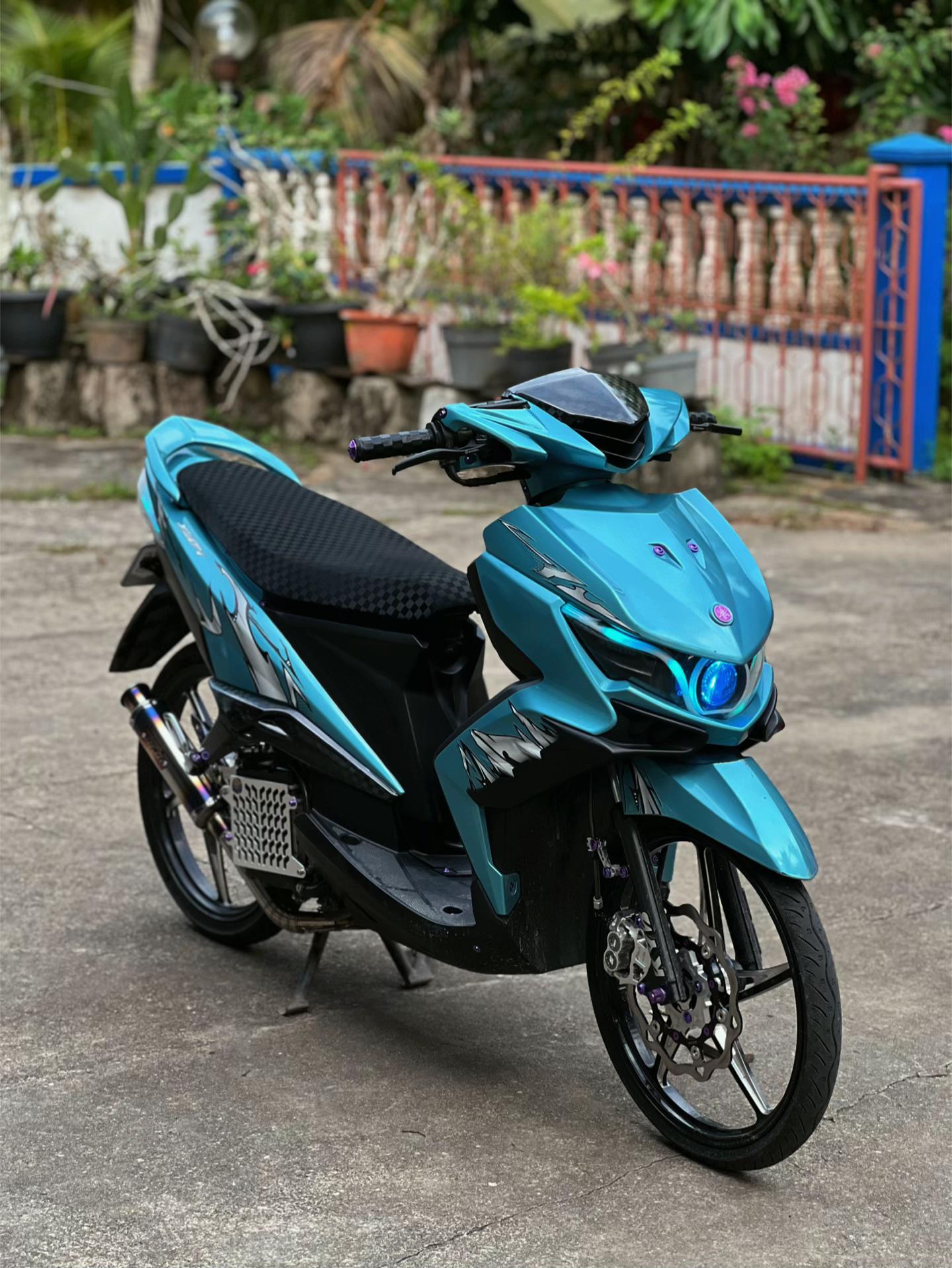 @Xenzy🇻🇳