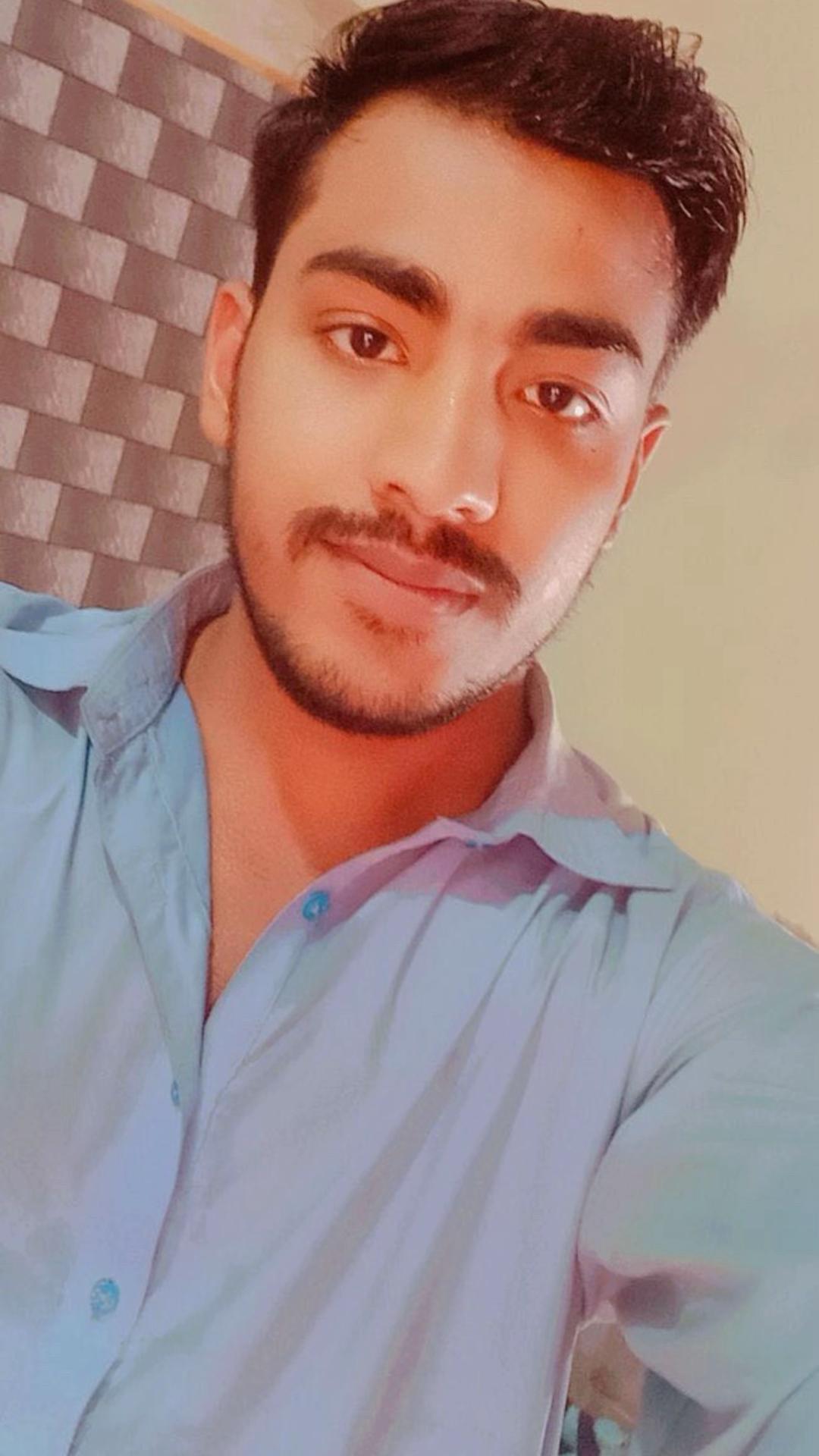 @Aliraza
