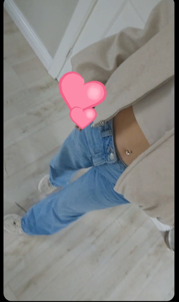 @𝐥𝐚𝐜𝐢𝐞𝐦𝐜𝐥𝐚𝐮𝐠𝐡𝐥𝐢𝐧