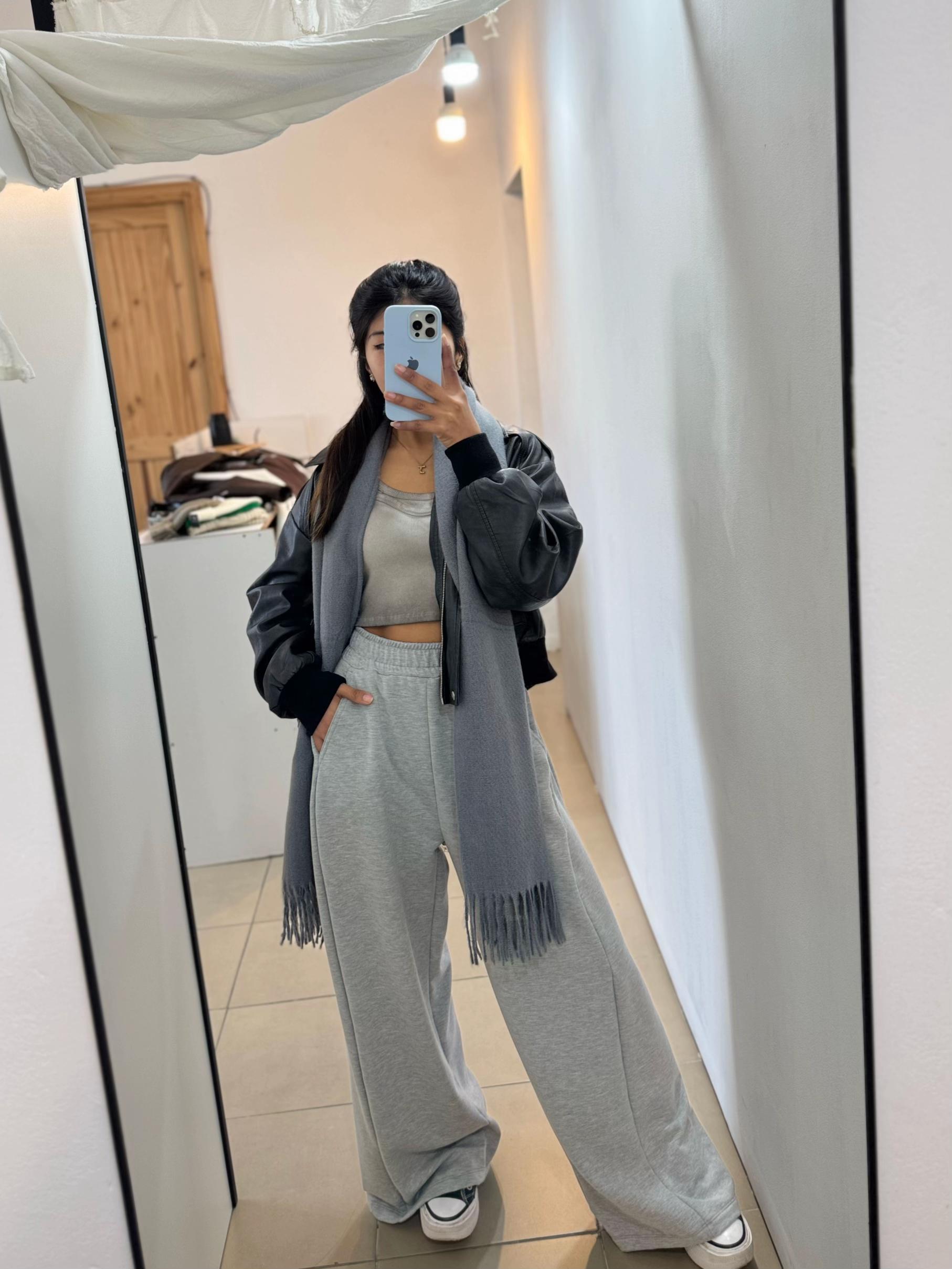 @Holiq_store