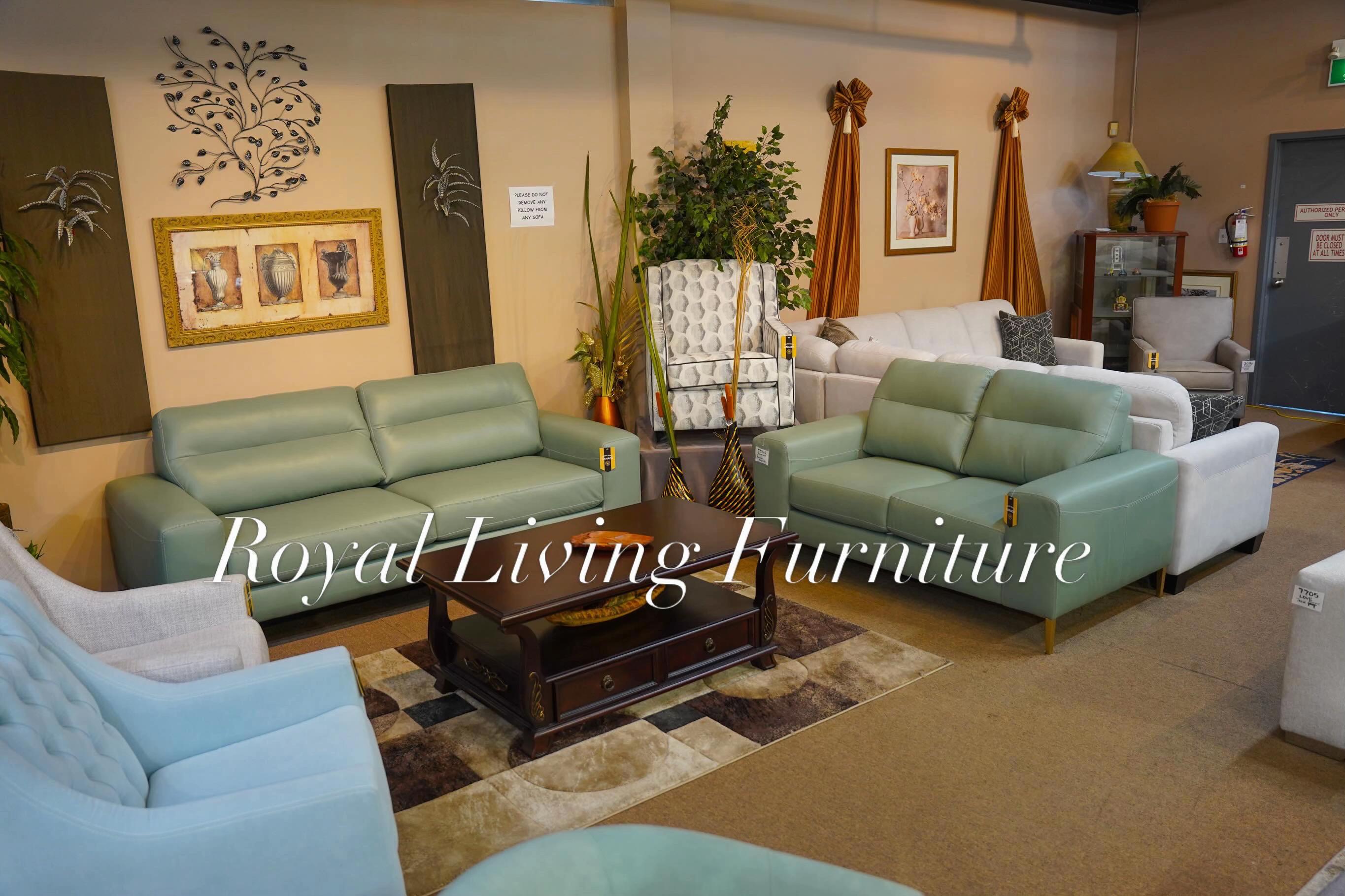@Royal living furniture