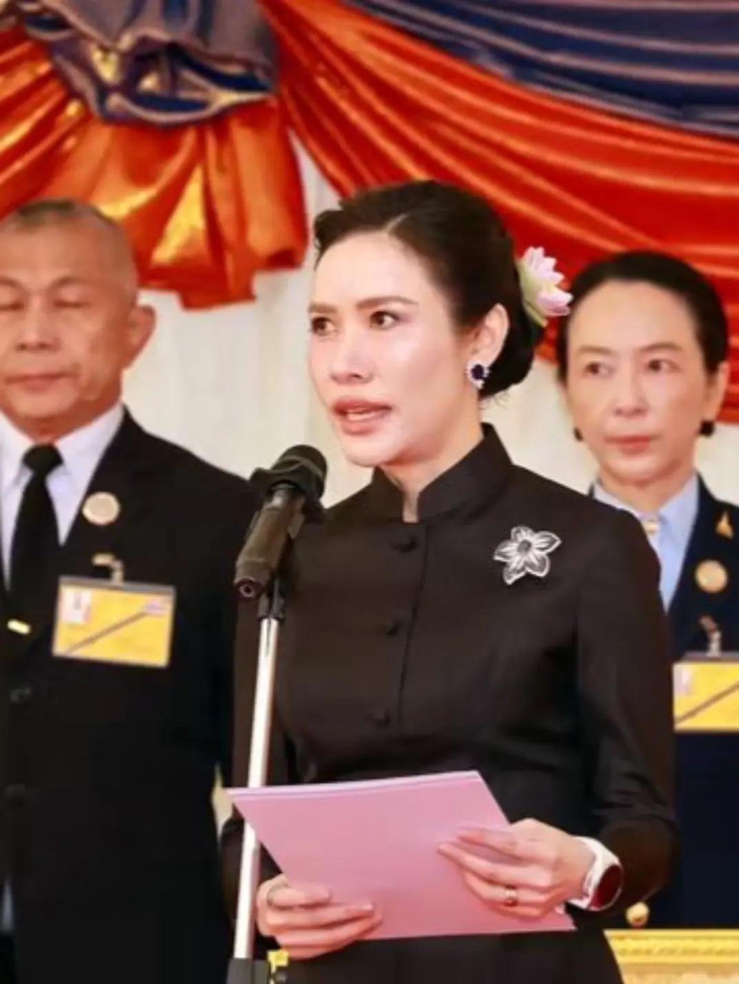 @@ภักดีจักรีวงศ์✨🇹🇭