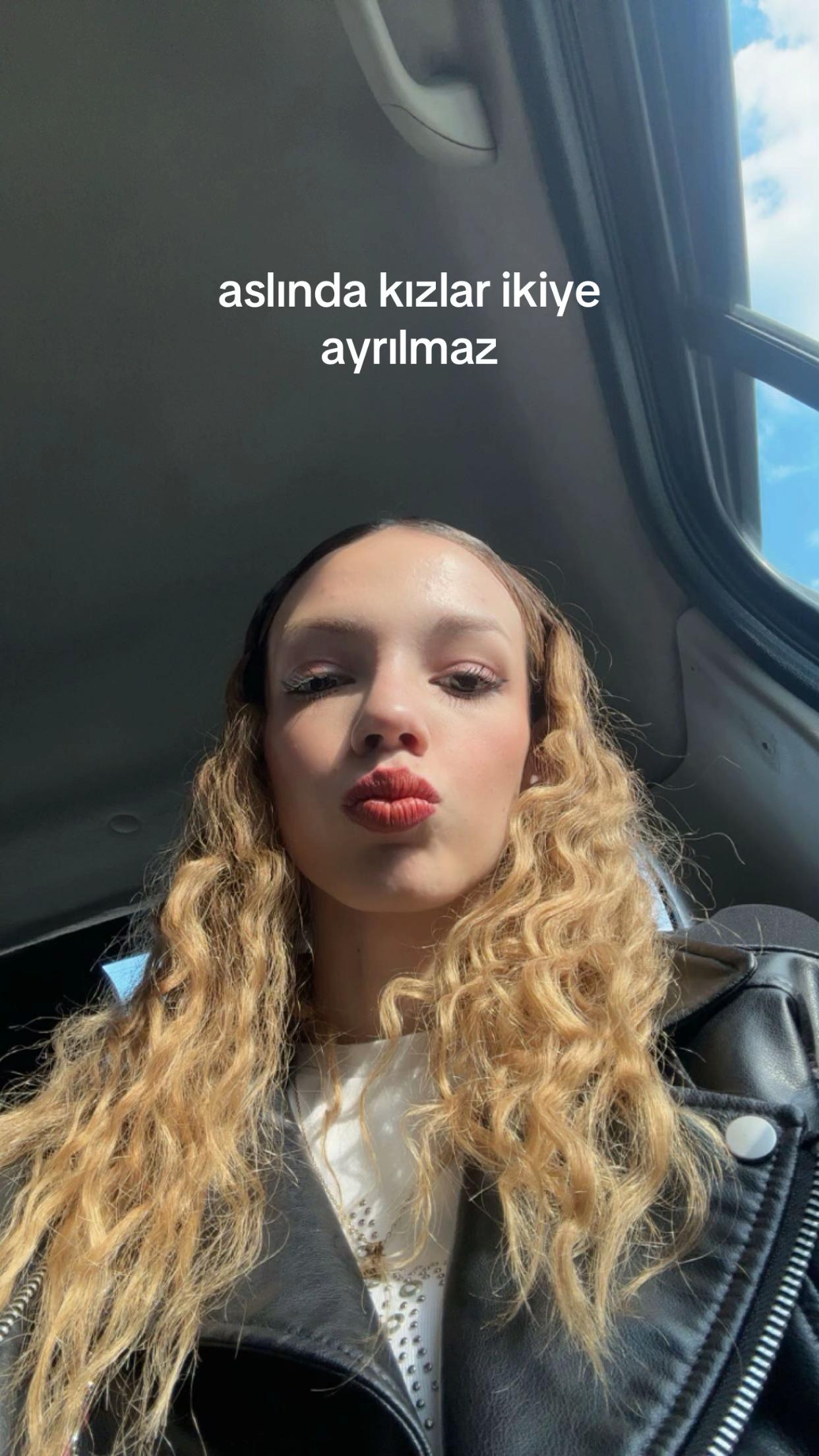 @asyakiziltug