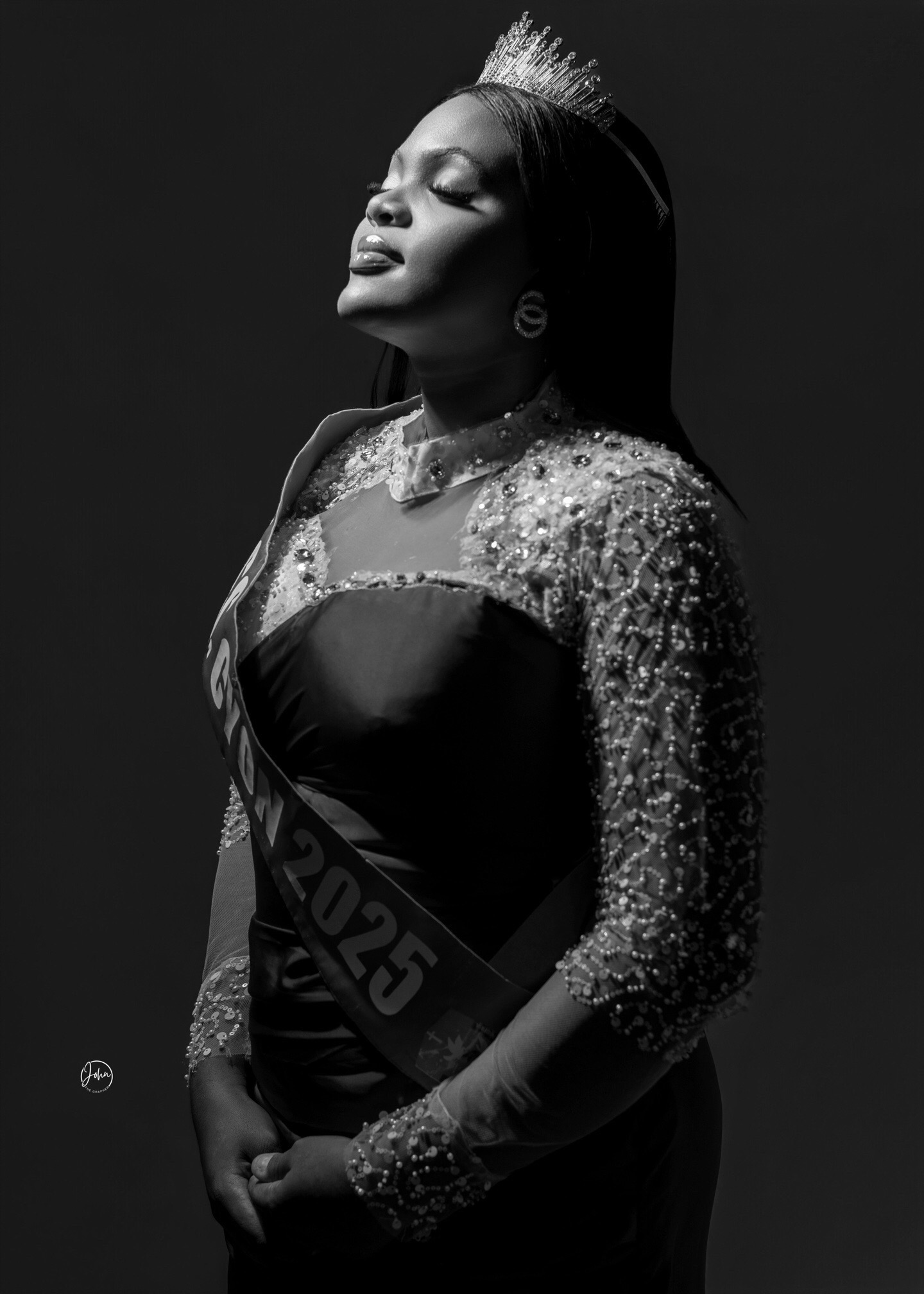 @PHOTOGRAPHER IN LAGOS/ALIMOSHO