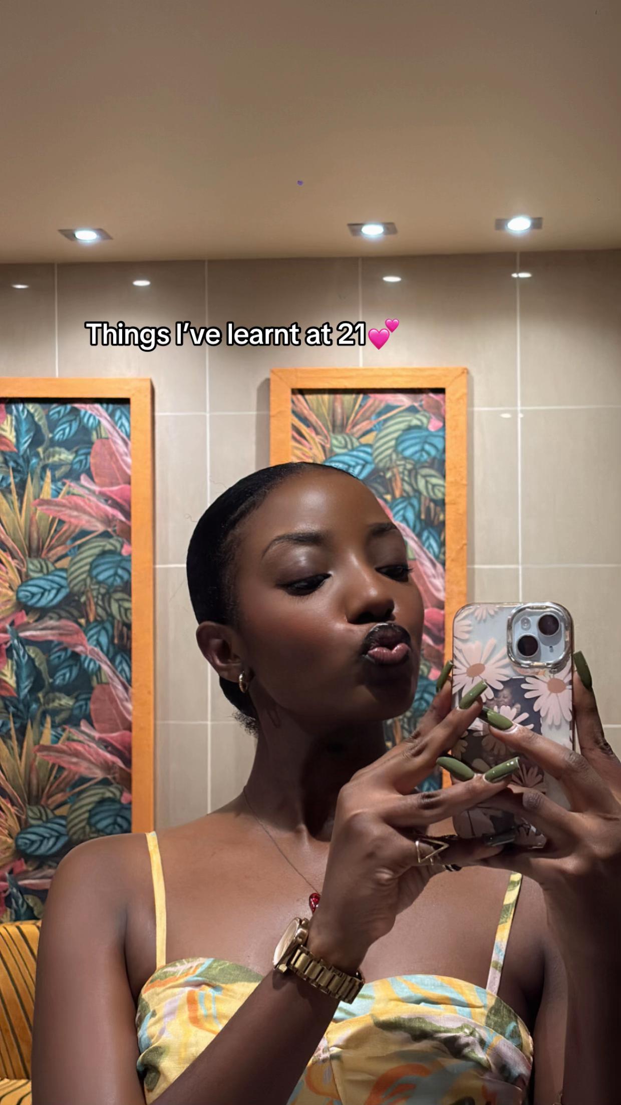 @Rowena Tumusiime 🩵