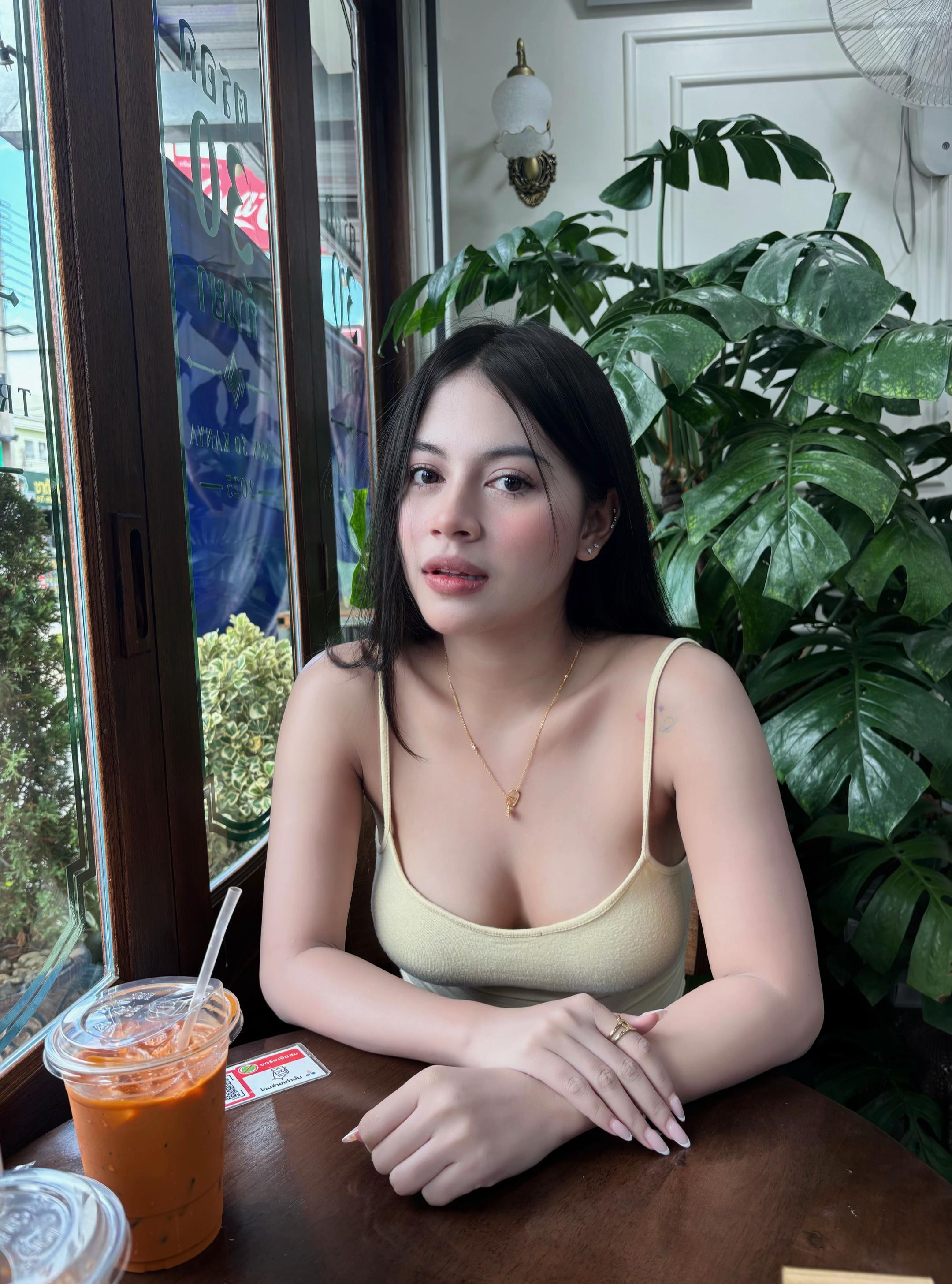 @สุนิสา นพวรรณ์