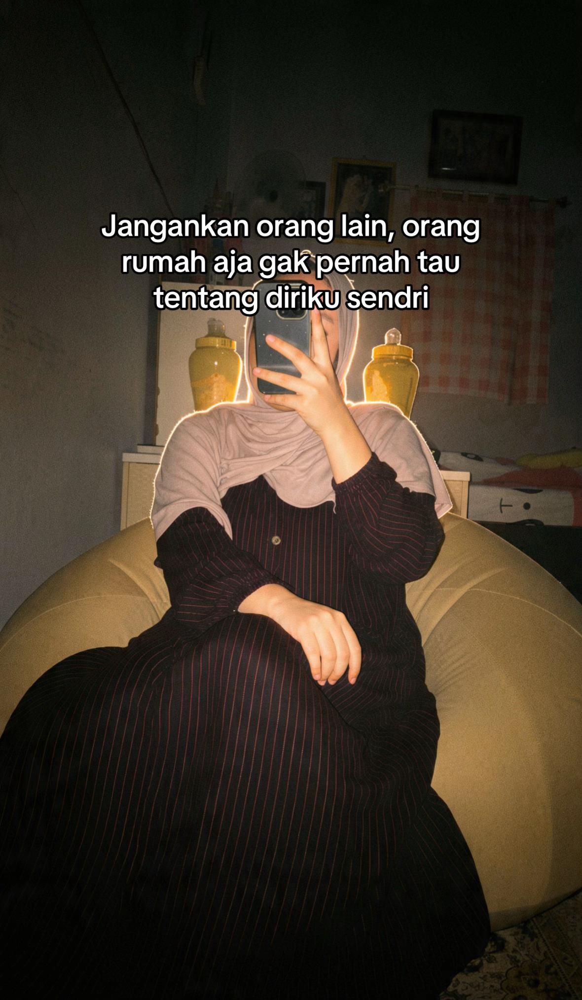 @Nitaa니타