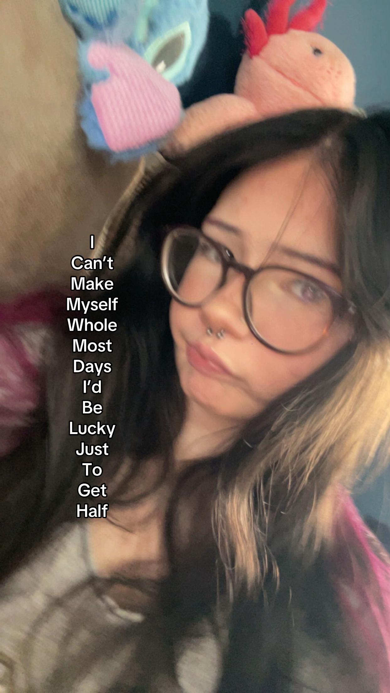 @Chloestromboli🦝