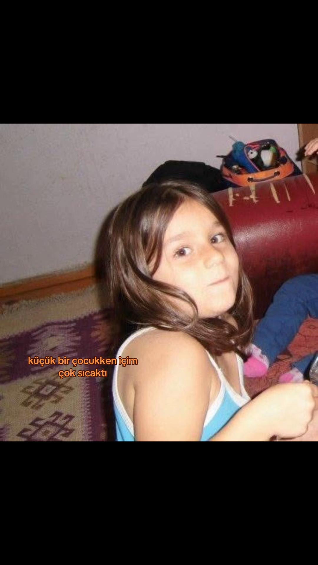 @Selena