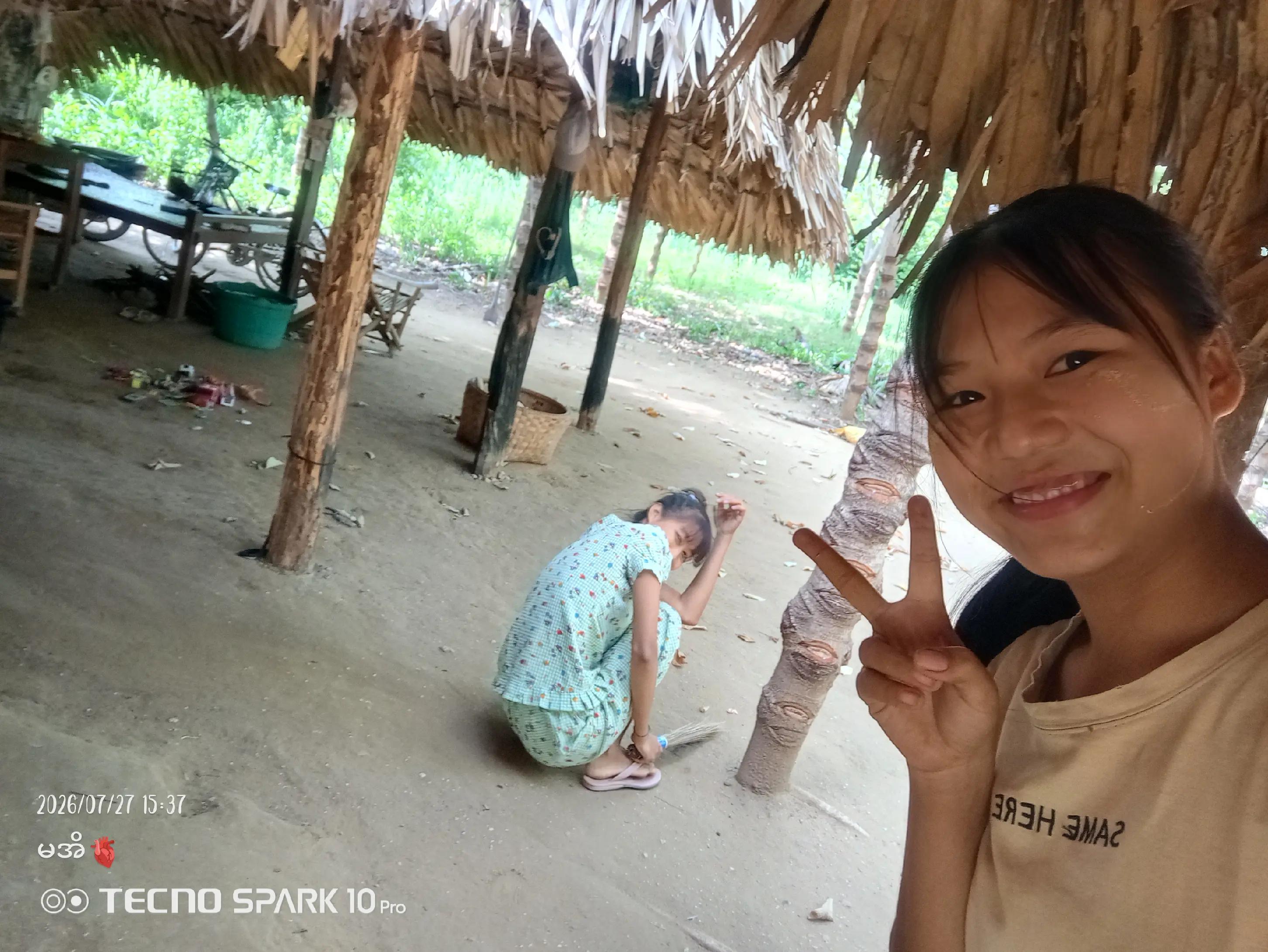 @🍉🍉မအိ🍉🍉(တီချယ်ပေါက်စလေး)