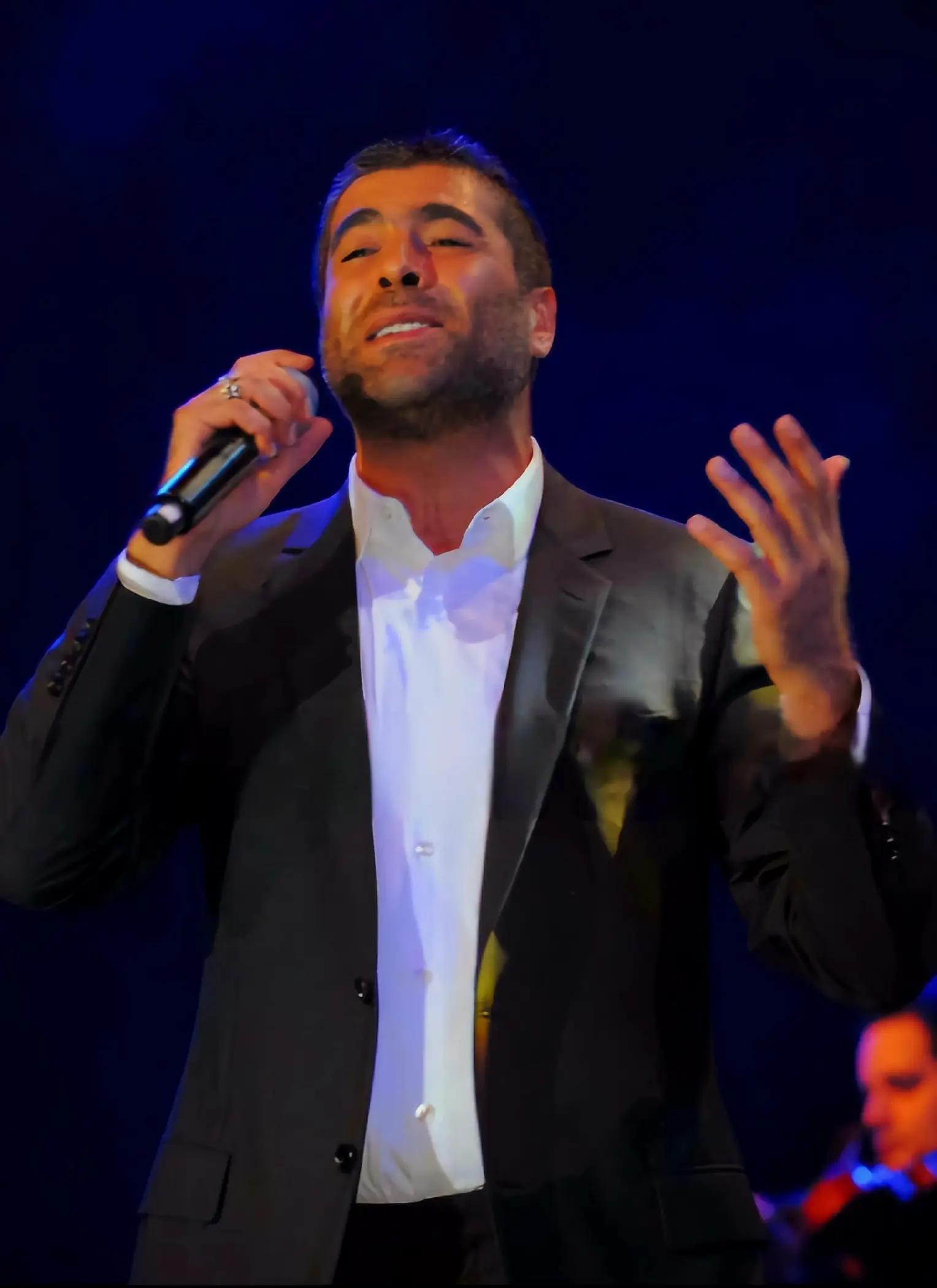 @(wael)