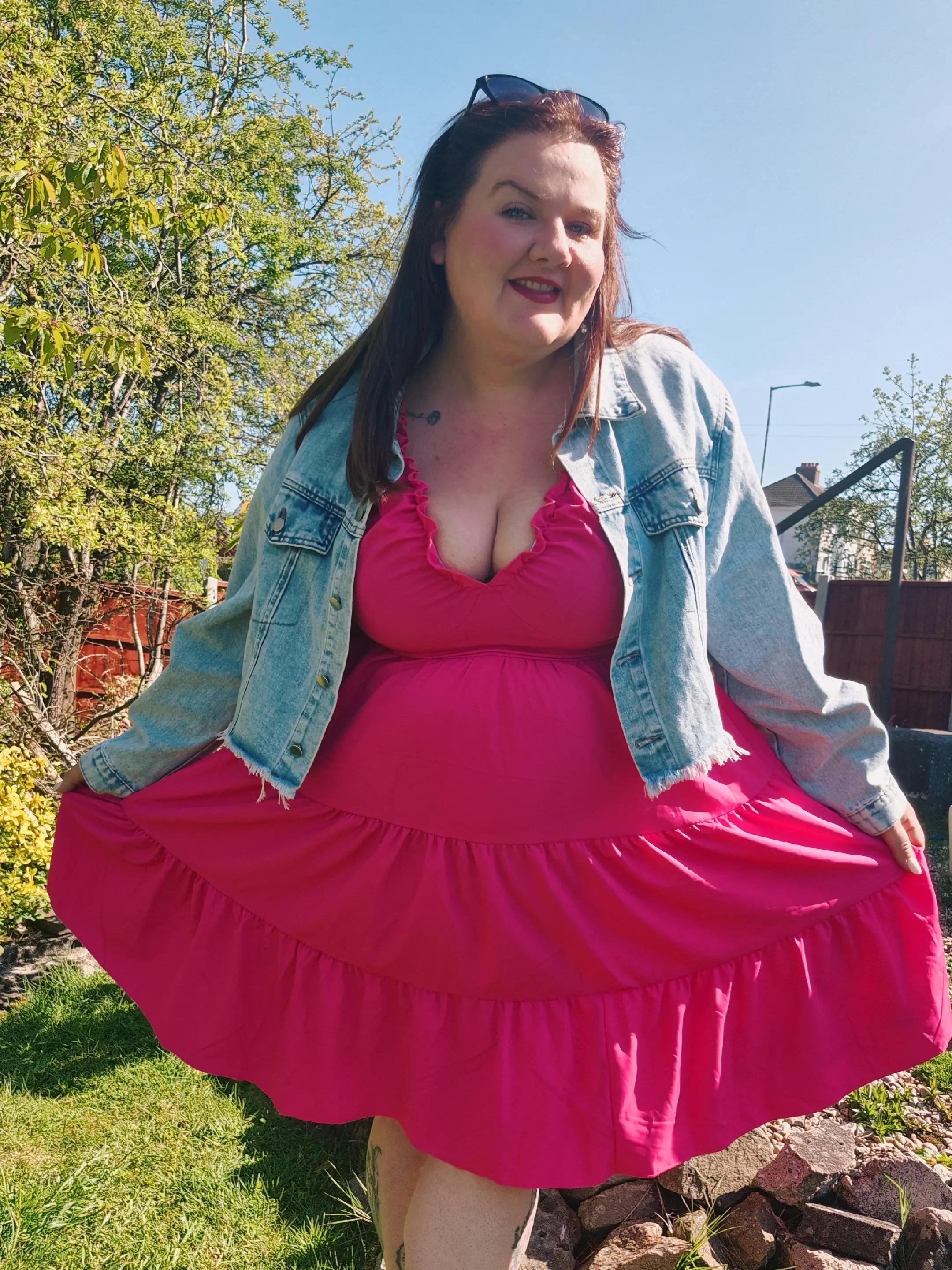 @Laura | Plus Size Confidence