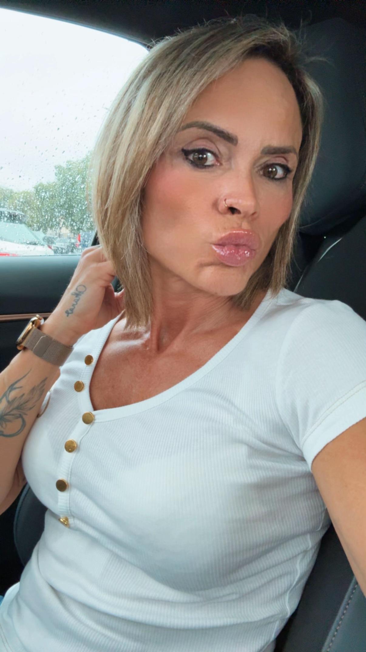 @Charologa