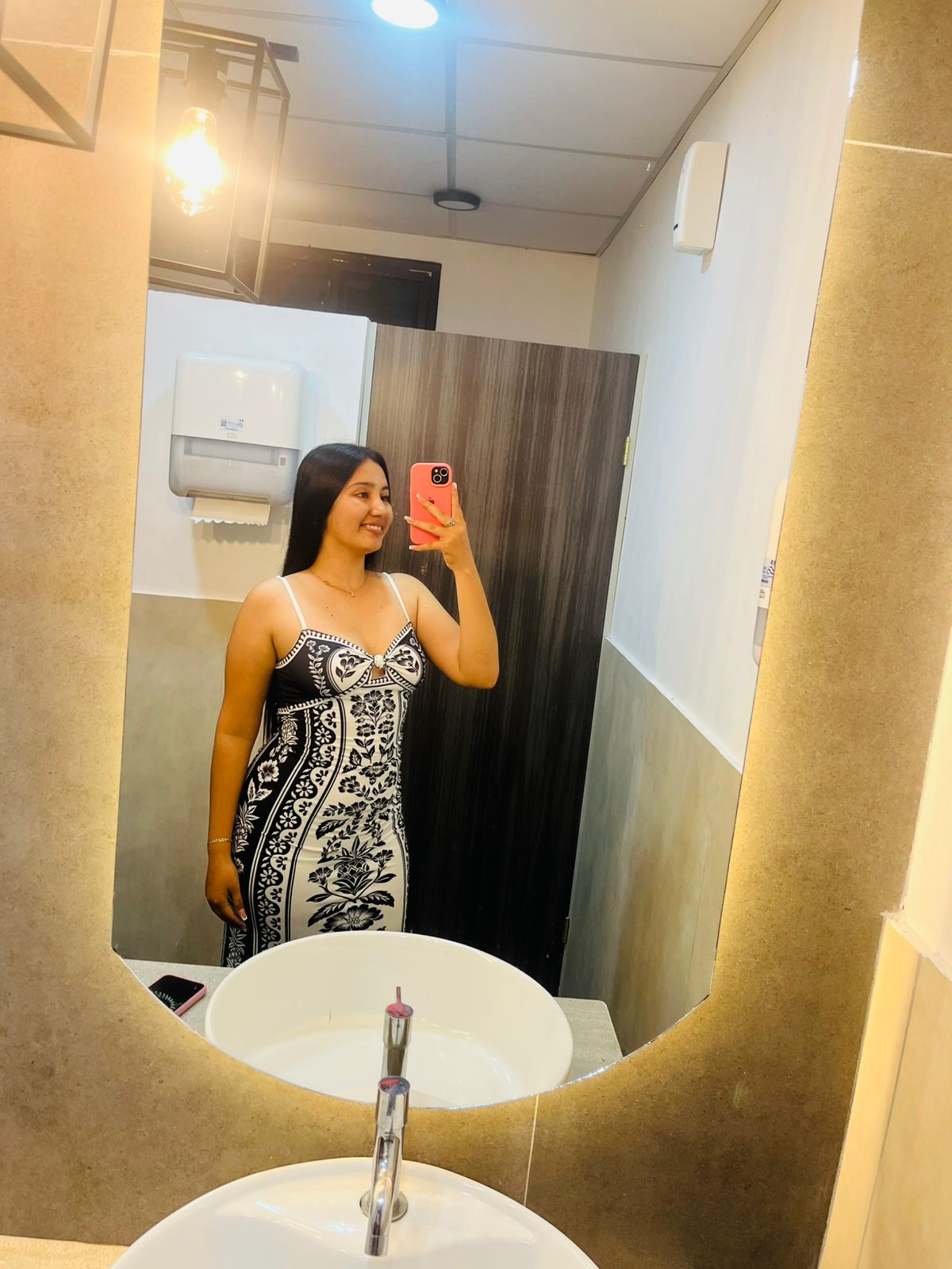 @Linda Arana