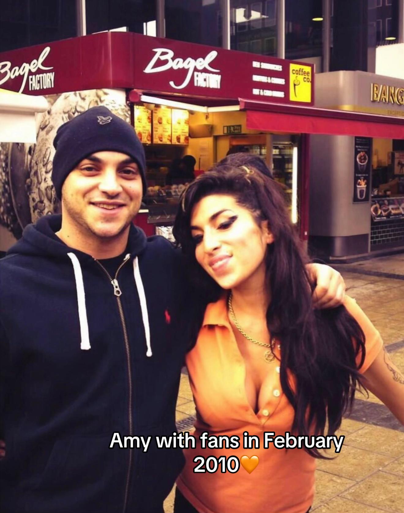 @THE AMY WINEHOUSE FANATIC❤️&zwj;🔥