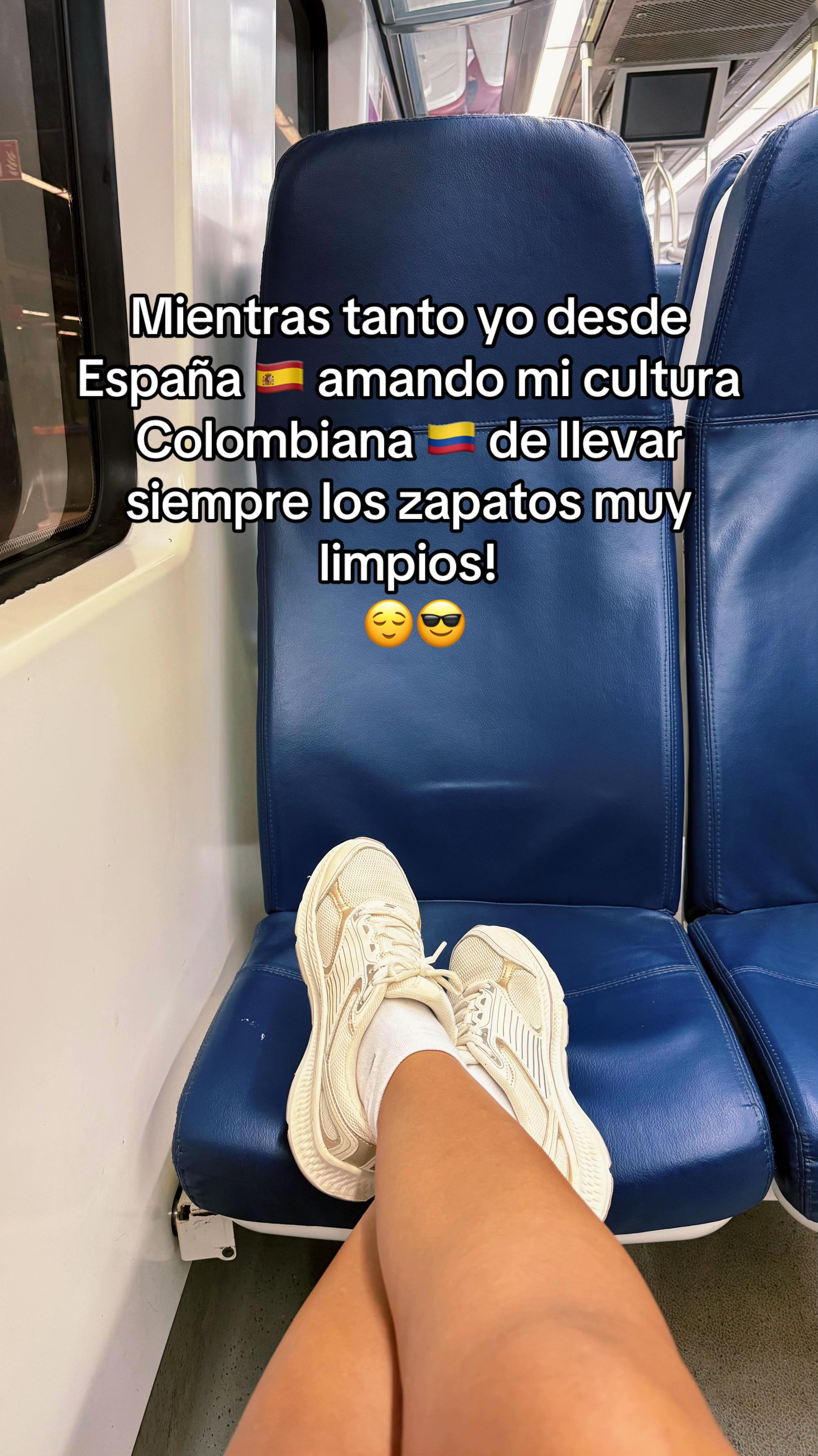 @M A R I A 🇨🇴