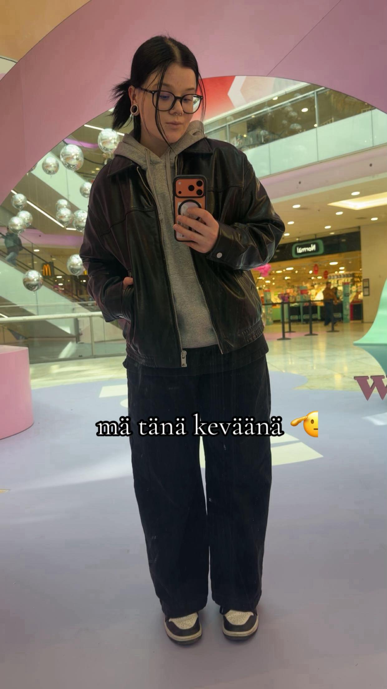 @ansku🩶