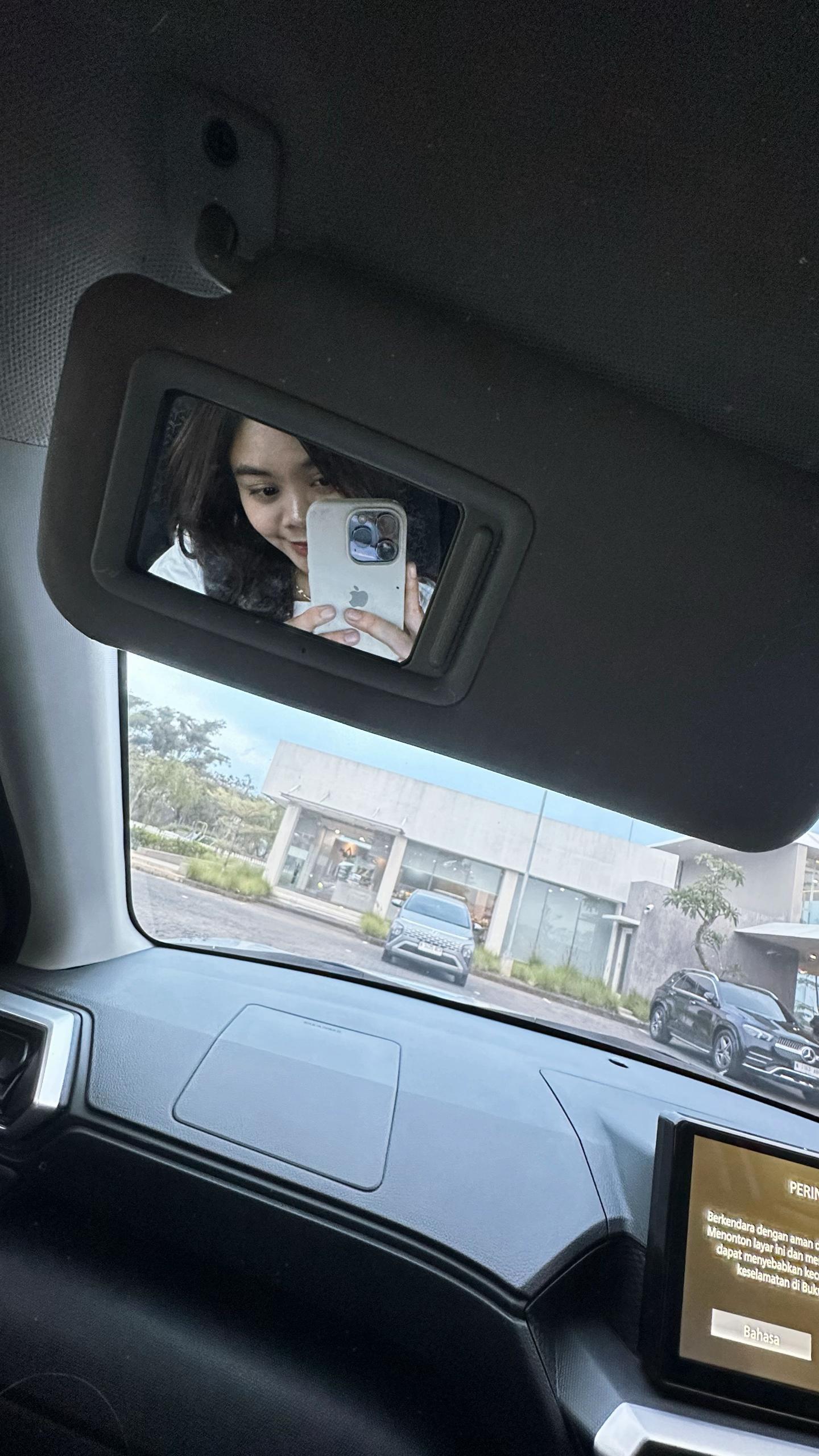 @nabila&bull;