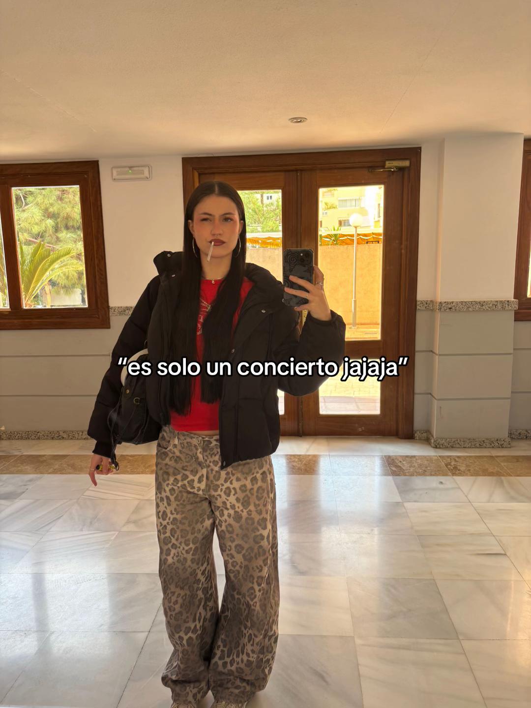 @lucía