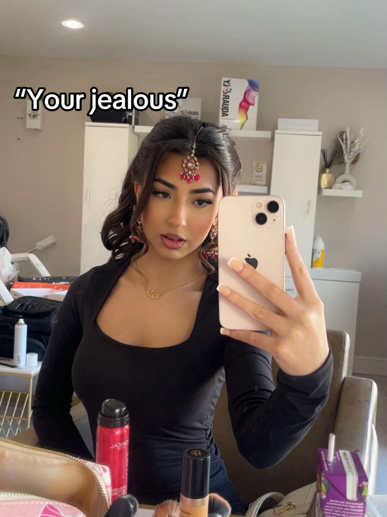 @Aaliyah khan x