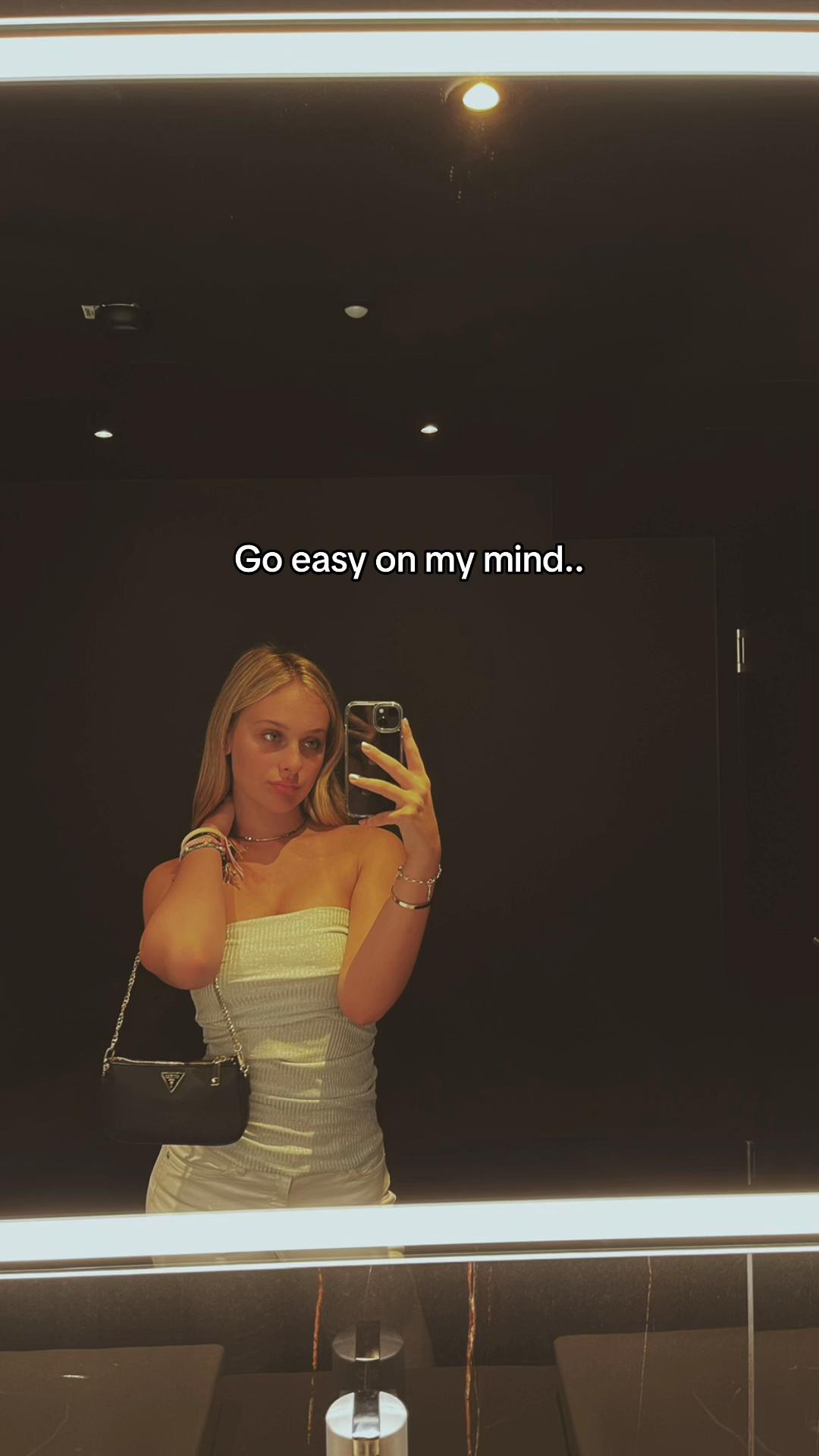 @Lia