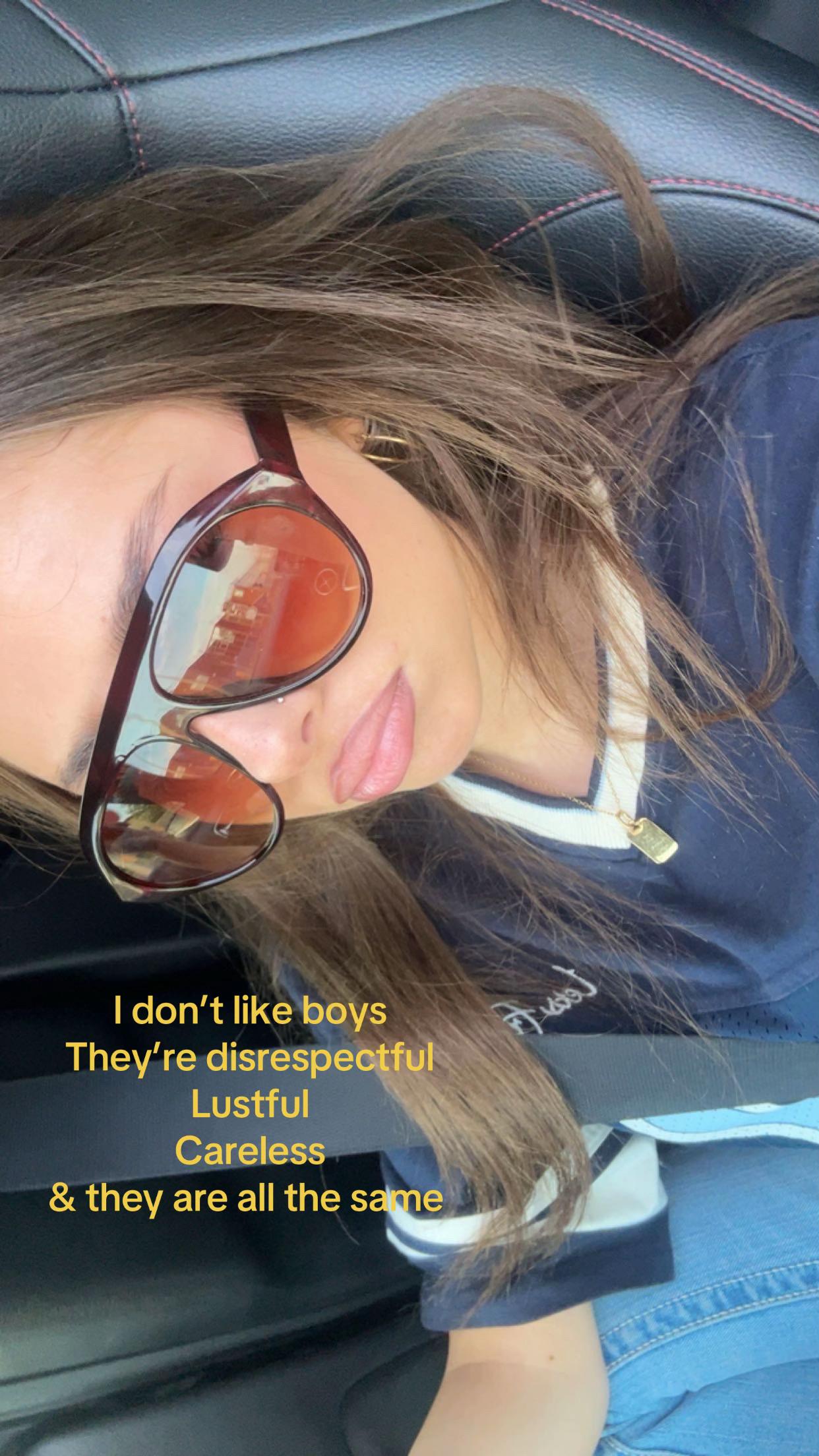 @𝑽𝒂𝒍𝒆𝒏𝒕𝒊𝒏𝒂