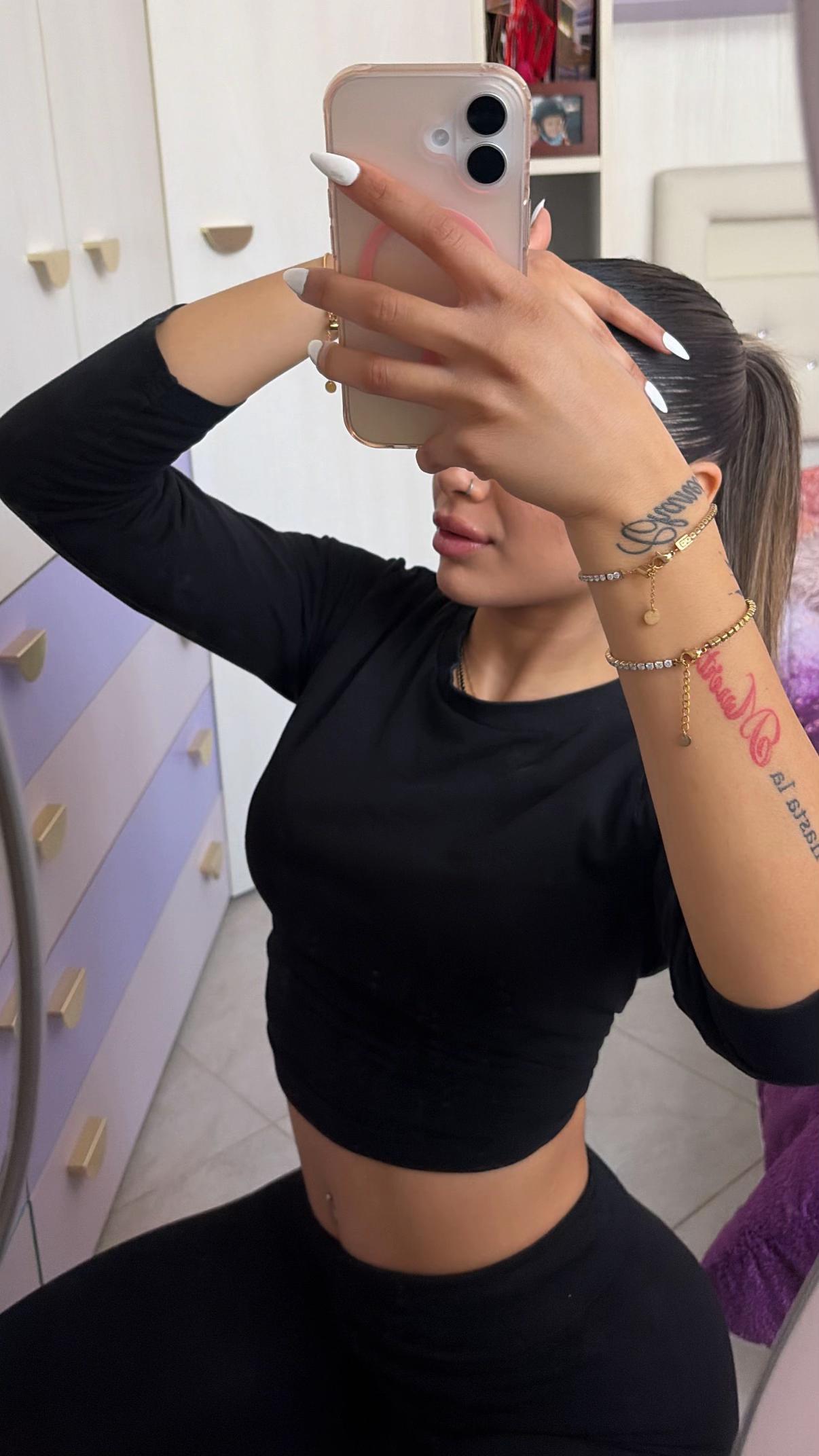 @𝒀𝒂𝒔𝒎𝒊𝒏𝒆