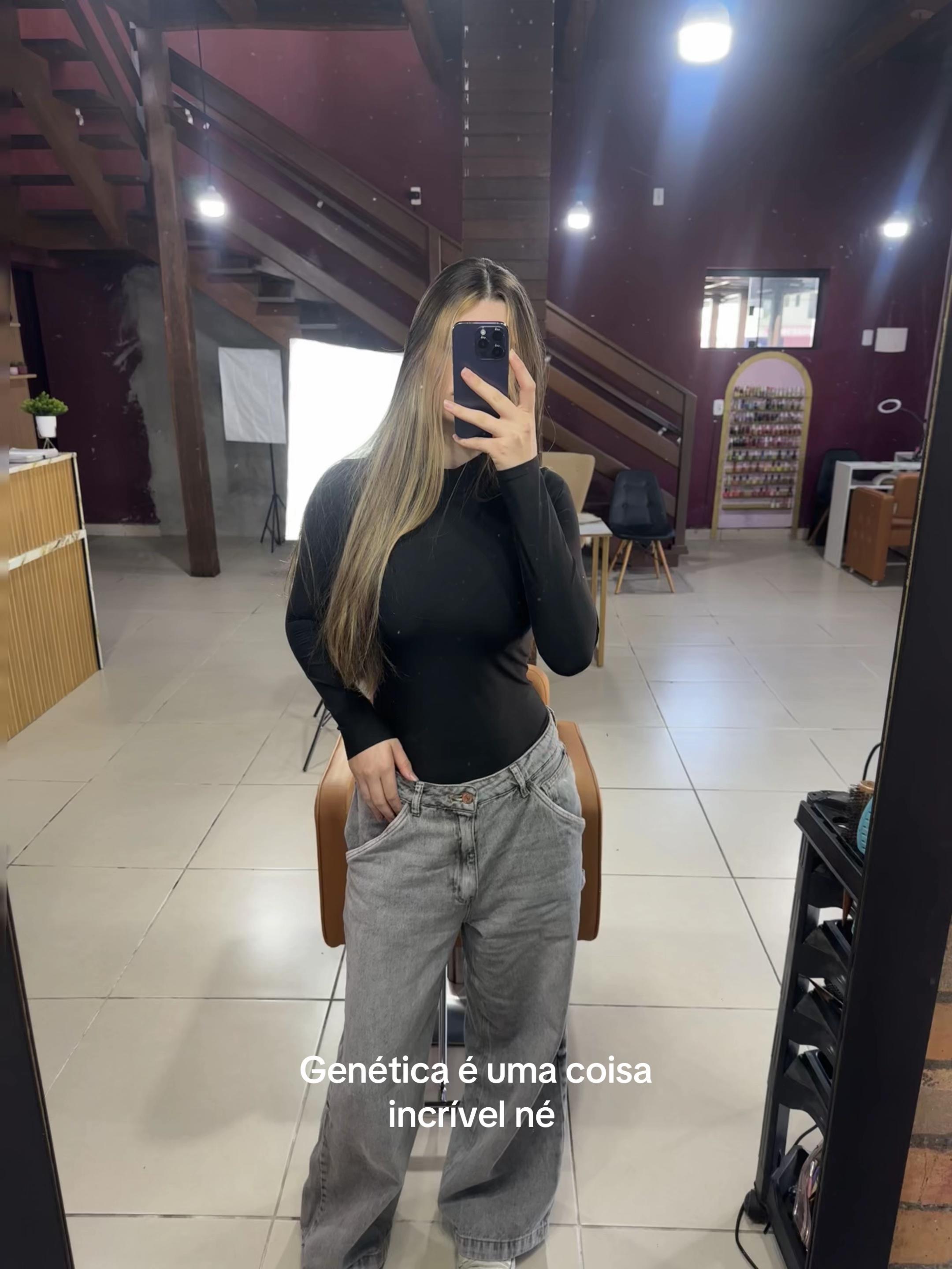@Victoria burato💕
